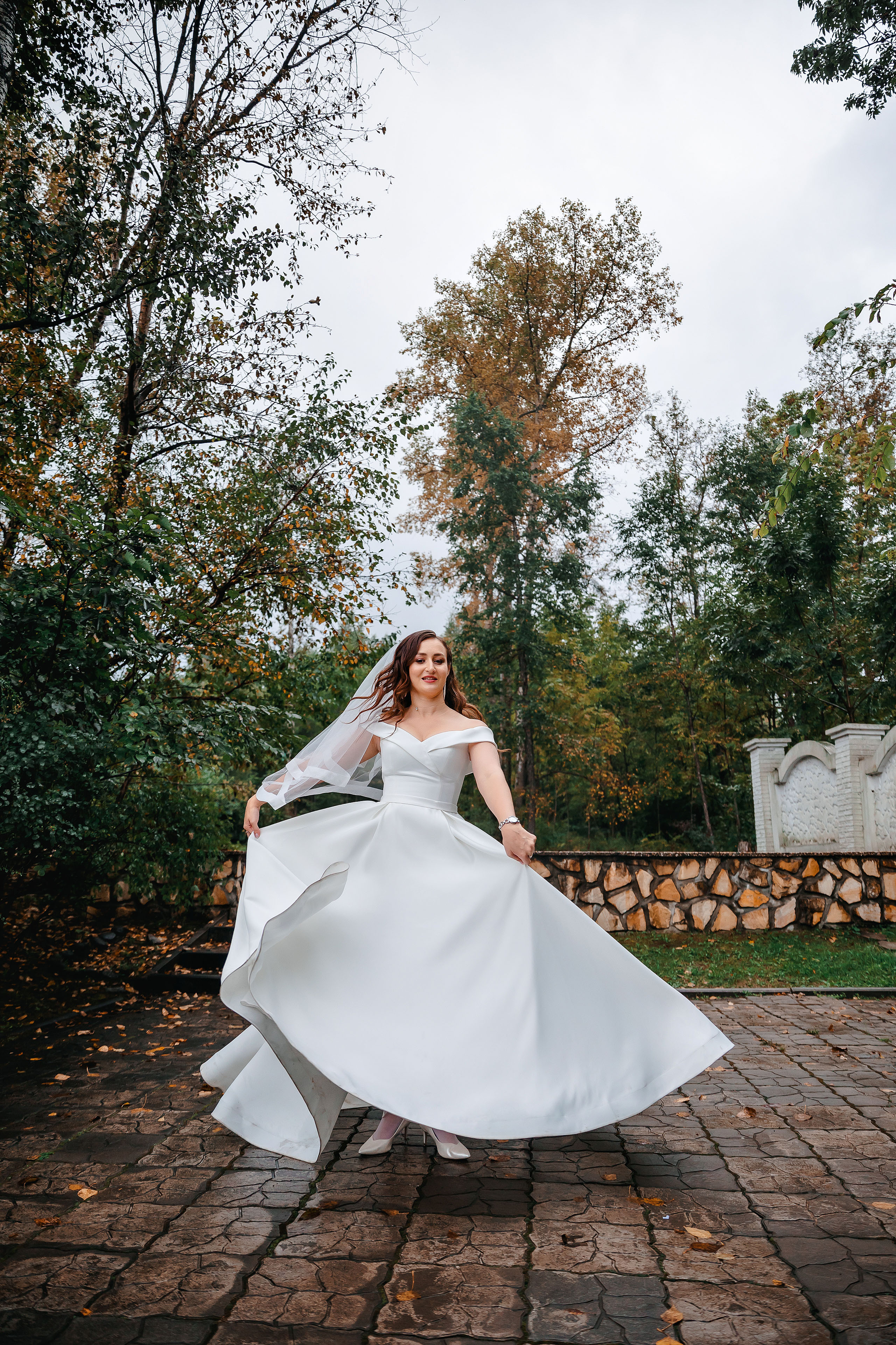 Максим и Светлана. Хабаровск. Сентябрь. Яркое солнце и проливной осенний дождь. Свадебный фотограф в Хабаровске