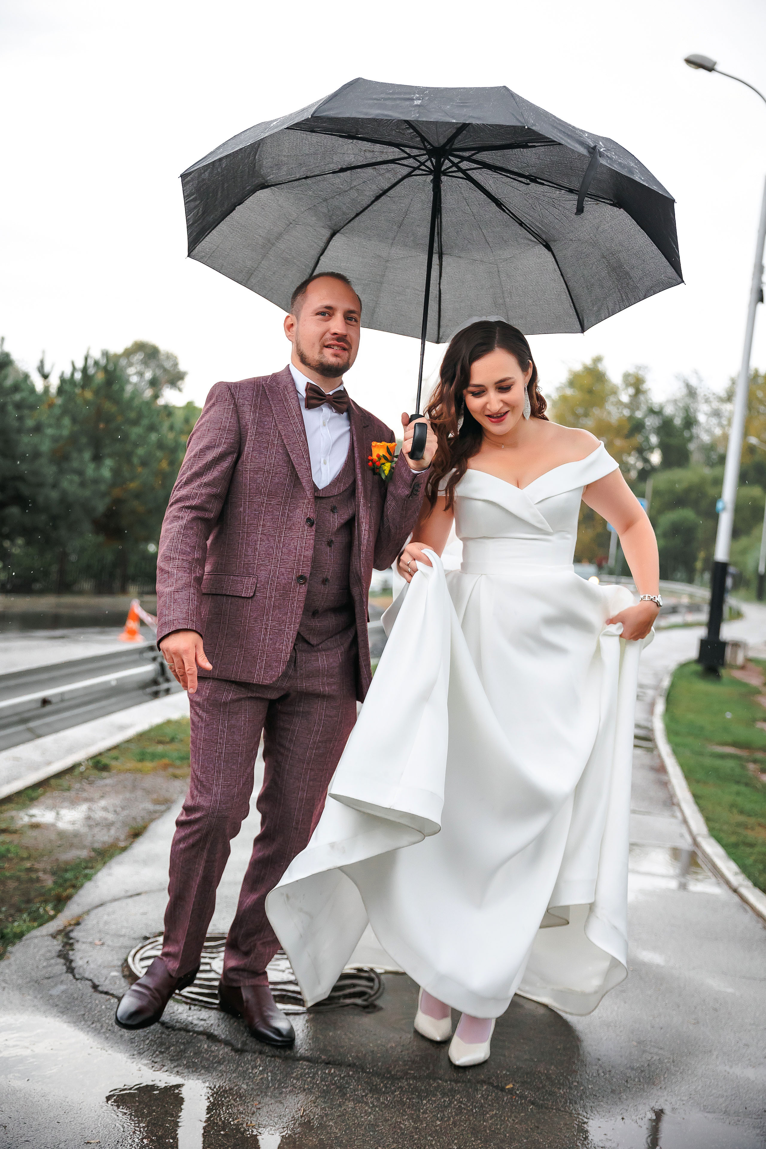 Максим и Светлана. Хабаровск. Сентябрь. Яркое солнце и проливной осенний дождь. Свадебный фотограф в Хабаровске