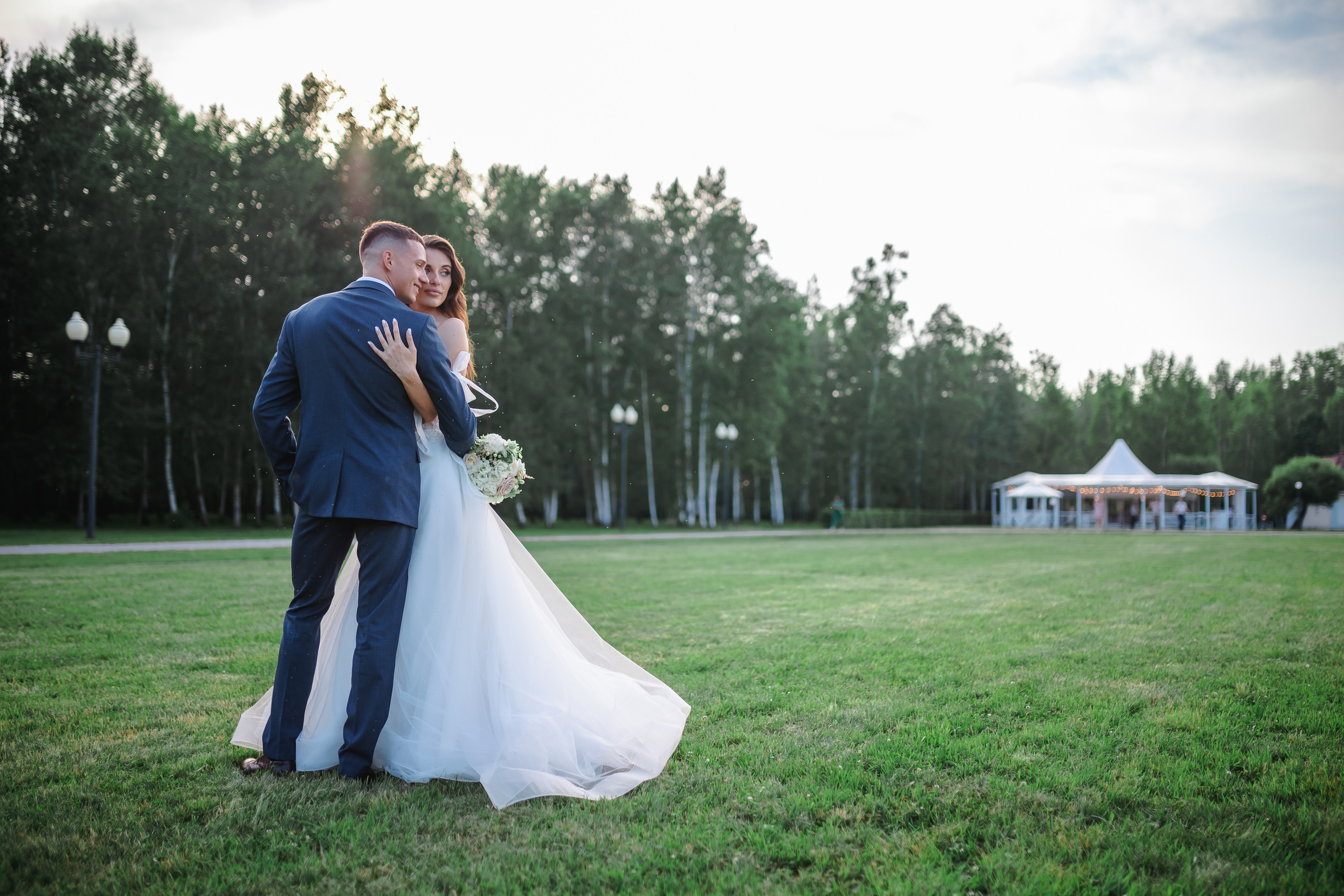 Эльвира и Сергей. Хабаровск.Июль. Ключевые кадры. Стиль, молодость…. Свадебный фотограф в Хабаровске