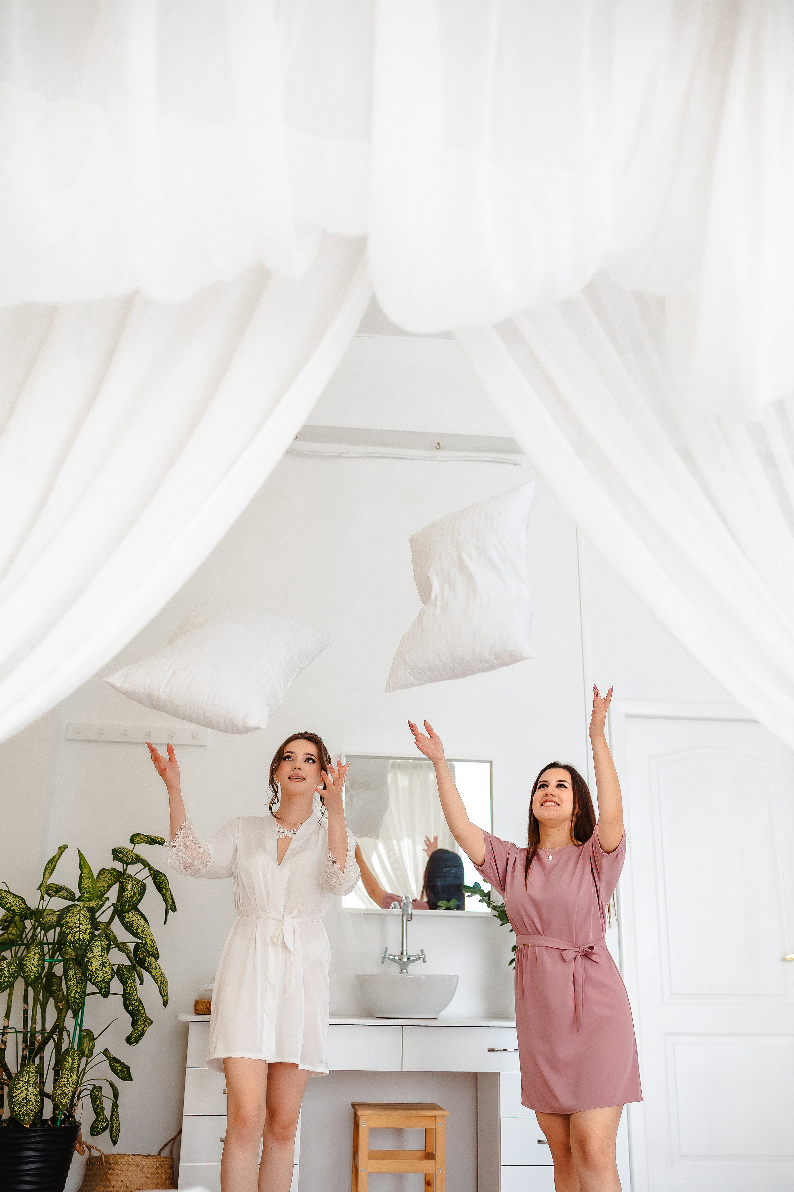 Виталий и Валерия. Комсомольск-на-Амуре. Август. Нежная дерзкая и молдая пара. Свадебный фотограф в Хабаровске