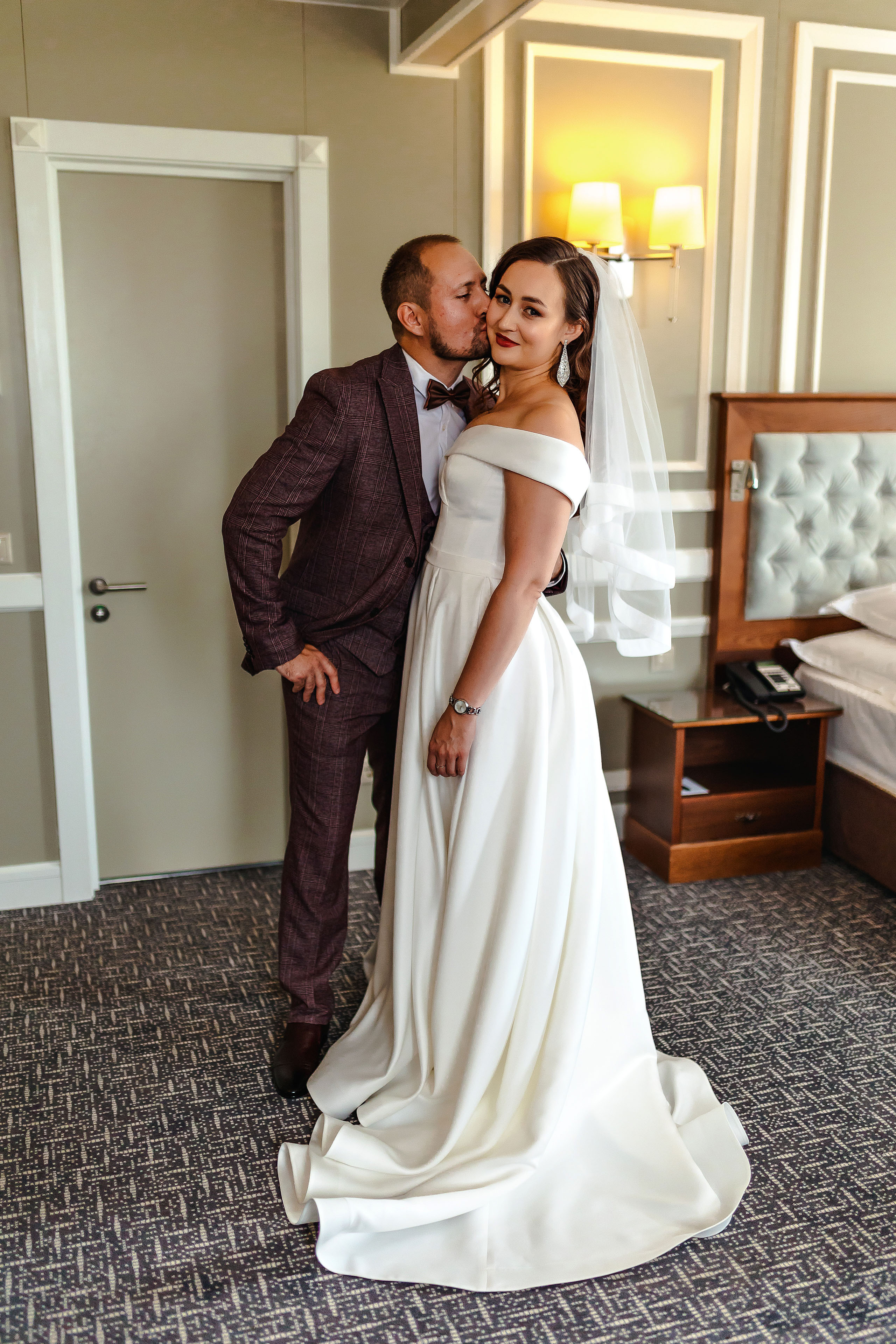 Максим и Светлана. Хабаровск. Сентябрь. Яркое солнце и проливной осенний дождь. Свадебный фотограф в Хабаровске