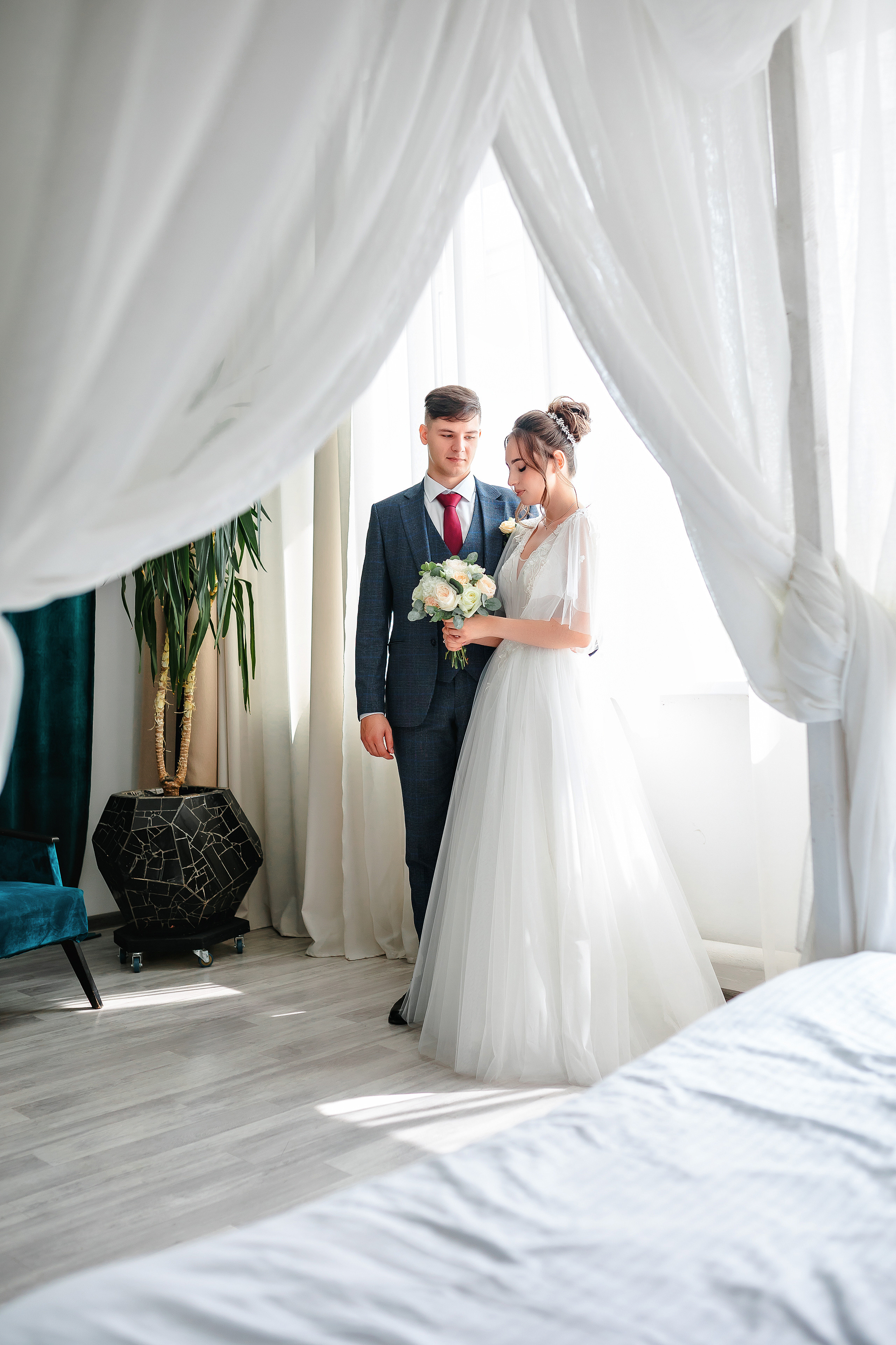 Виталий и Валерия. Комсомольск-на-Амуре. Август. Нежная дерзкая и молдая пара. Свадебный фотограф в Хабаровске