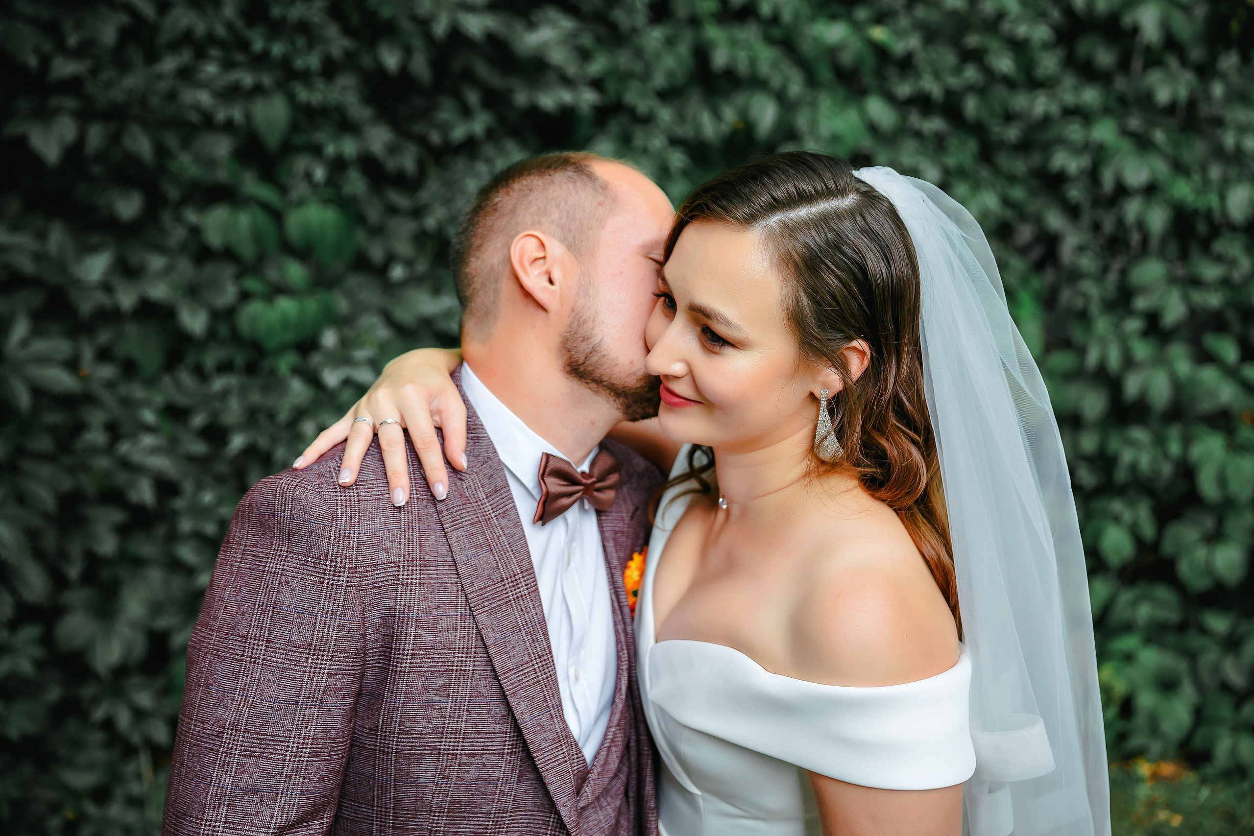 Максим и Светлана. Хабаровск. Сентябрь. Яркое солнце и проливной осенний дождь. Свадебный фотограф в Хабаровске