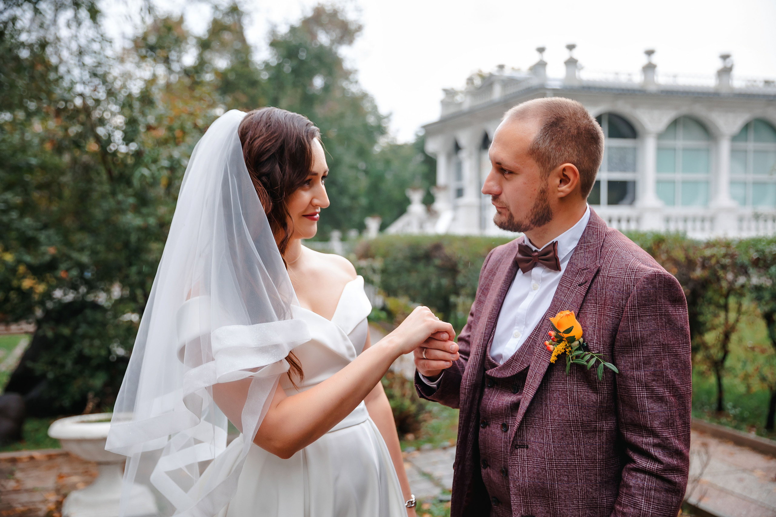 Максим и Светлана. Хабаровск. Сентябрь. Яркое солнце и проливной осенний дождь. Свадебный фотограф в Хабаровске