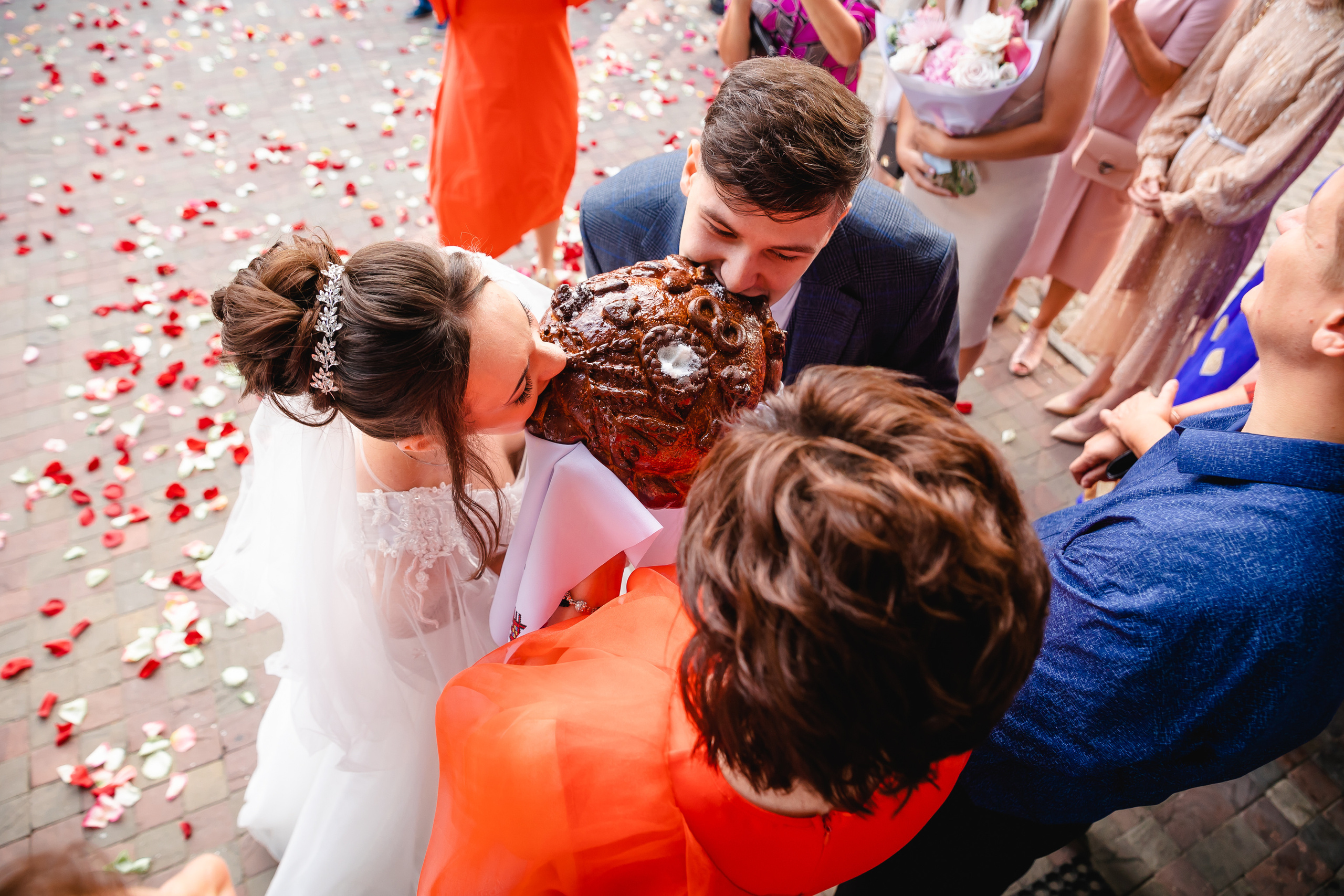 Виталий и Валерия. Комсомольск-на-Амуре. Август. Нежная дерзкая и молдая пара. Свадебный фотограф в Хабаровске