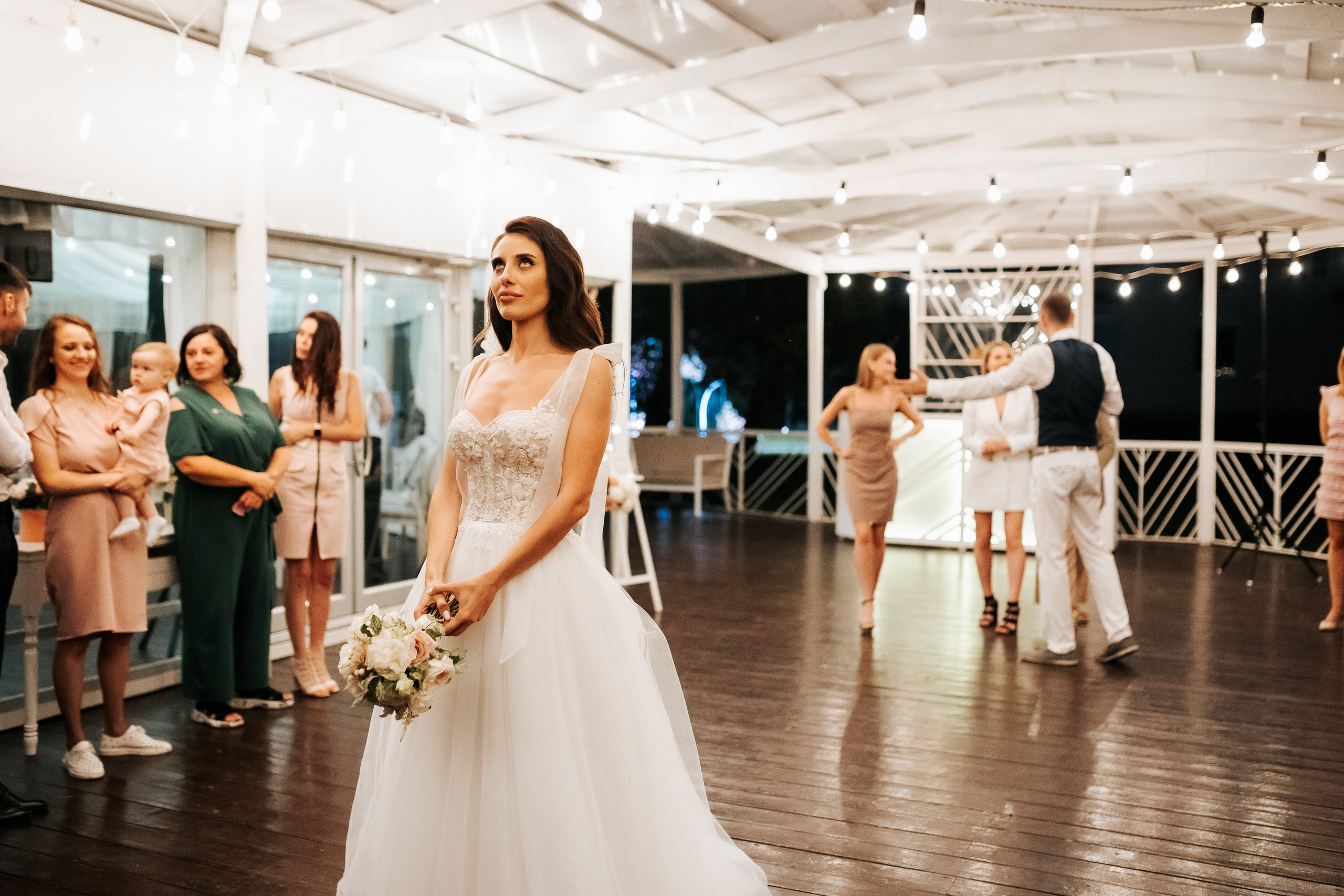 Эльвира и Сергей. Хабаровск.Июль. Ключевые кадры. Стиль, молодость…. Свадебный фотограф в Хабаровске