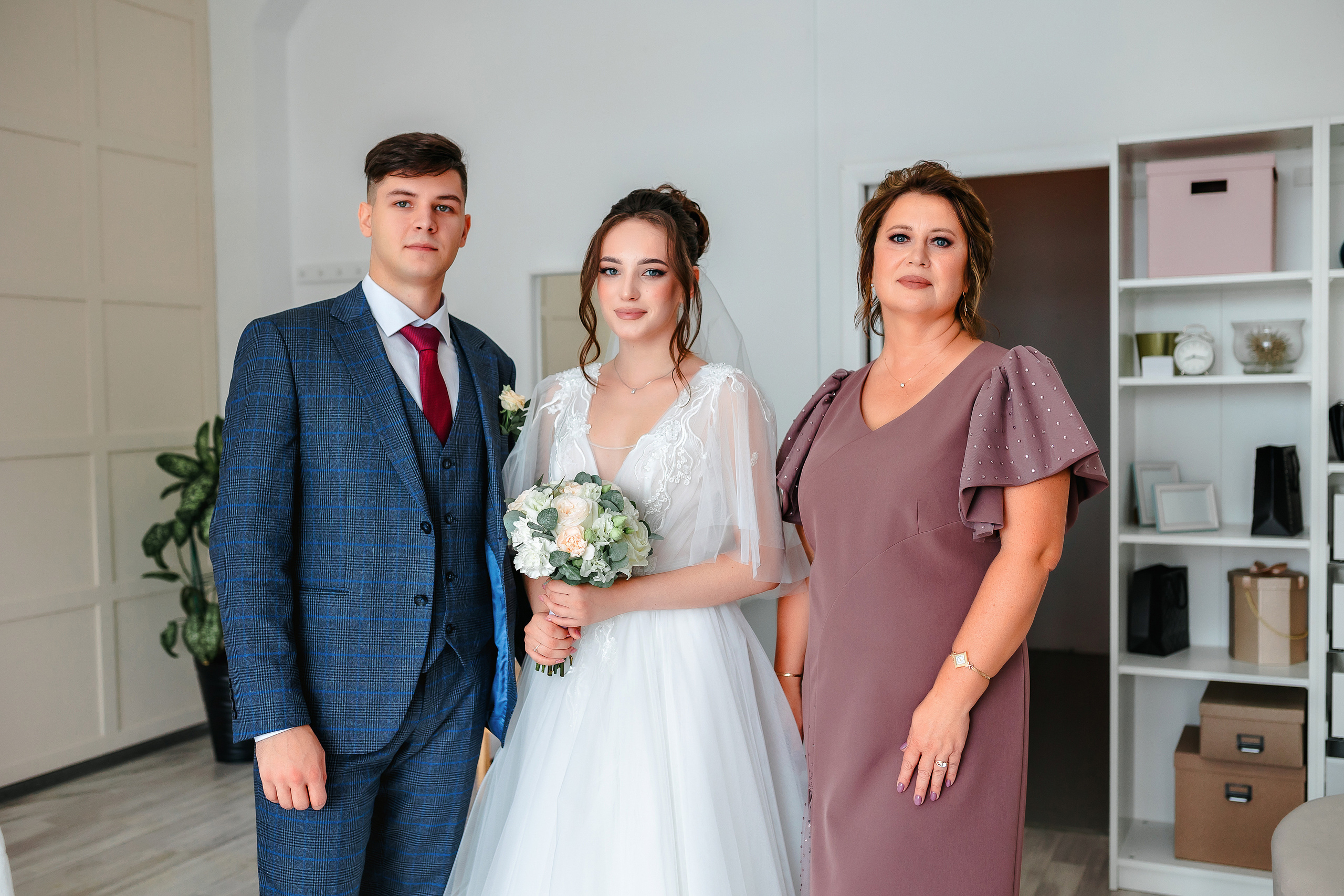 Виталий и Валерия. Комсомольск-на-Амуре. Август. Нежная дерзкая и молдая пара. Свадебный фотограф в Хабаровске