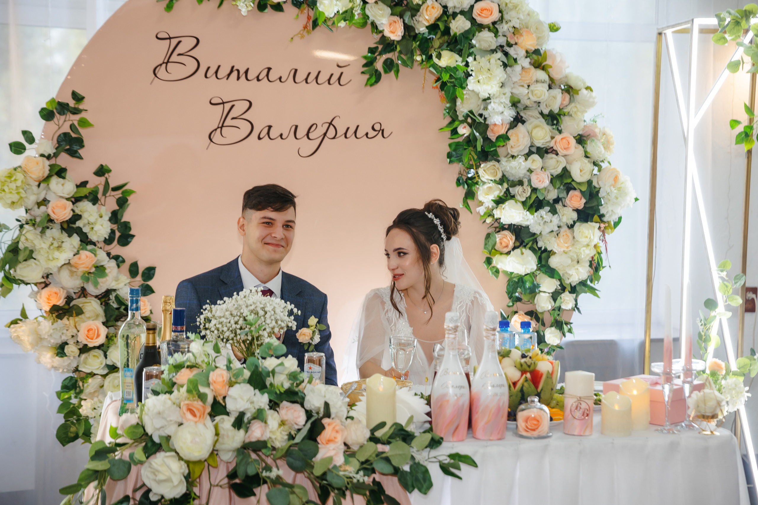 Виталий и Валерия. Комсомольск-на-Амуре. Август. Нежная дерзкая и молдая пара. Свадебный фотограф в Хабаровске