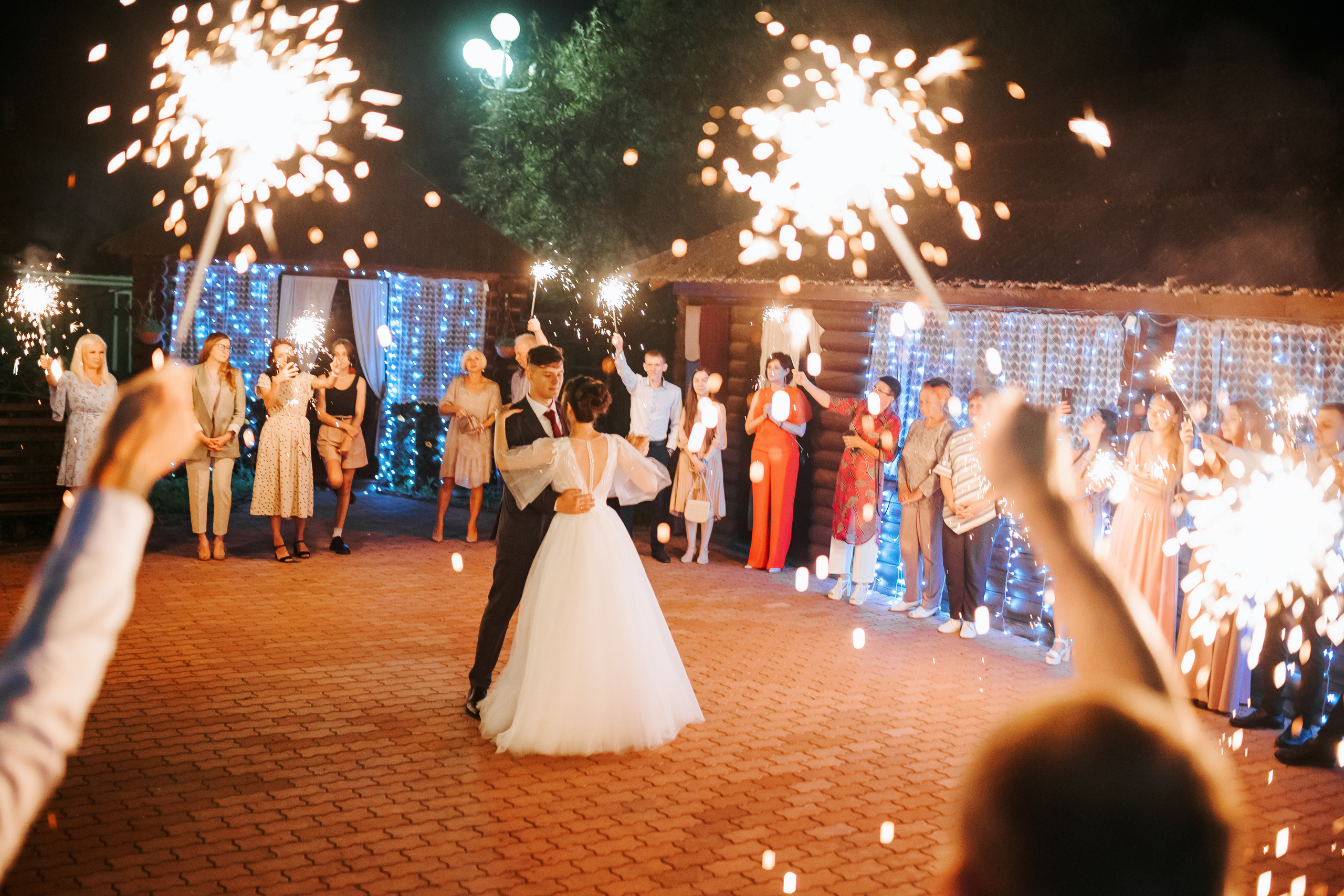 Виталий и Валерия. Комсомольск-на-Амуре. Август. Нежная дерзкая и молдая пара. Свадебный фотограф в Хабаровске