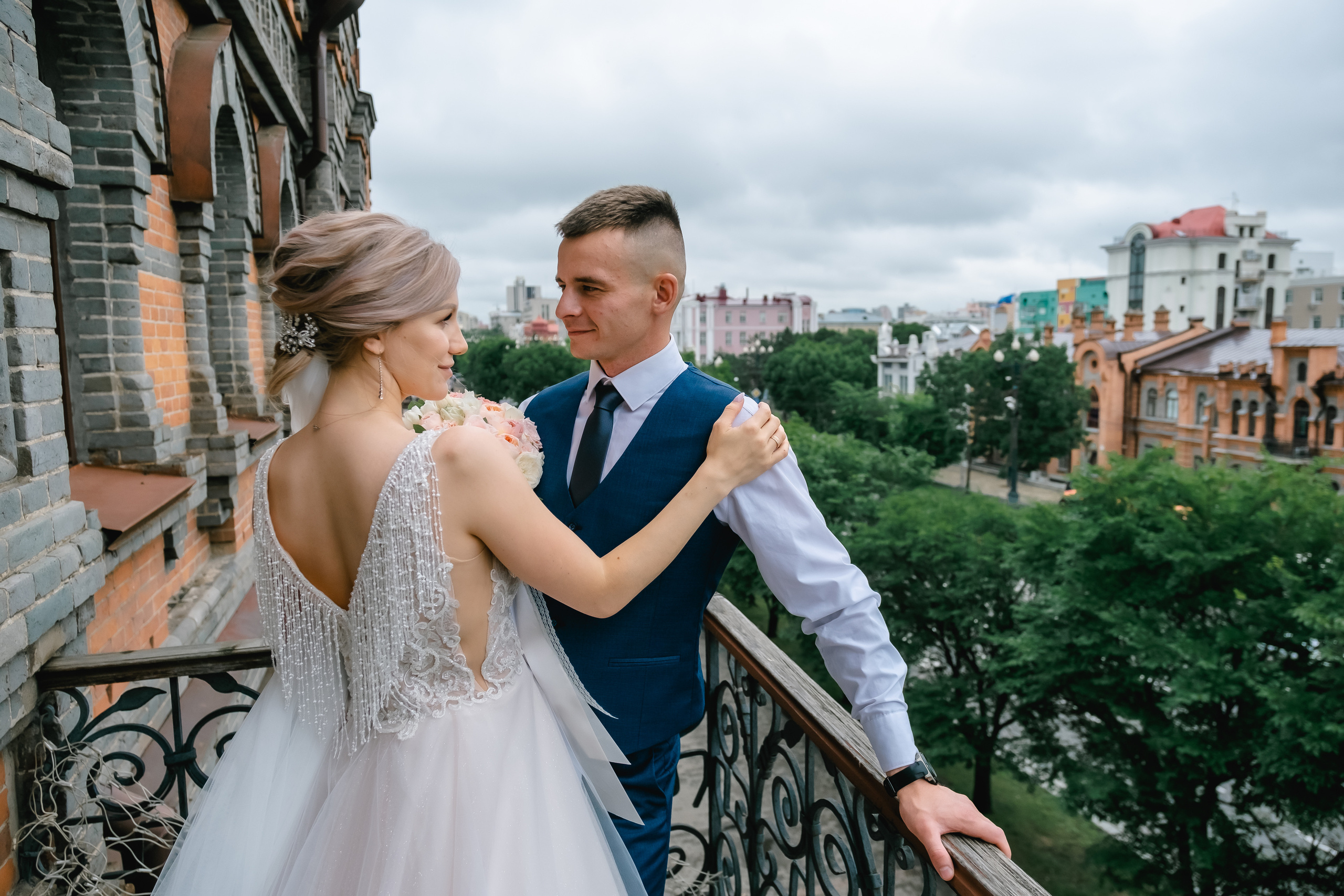 Марина и Денис. Хабаровск. Июль. Нежность и чувства. Свадебный фотограф в Хабаровске