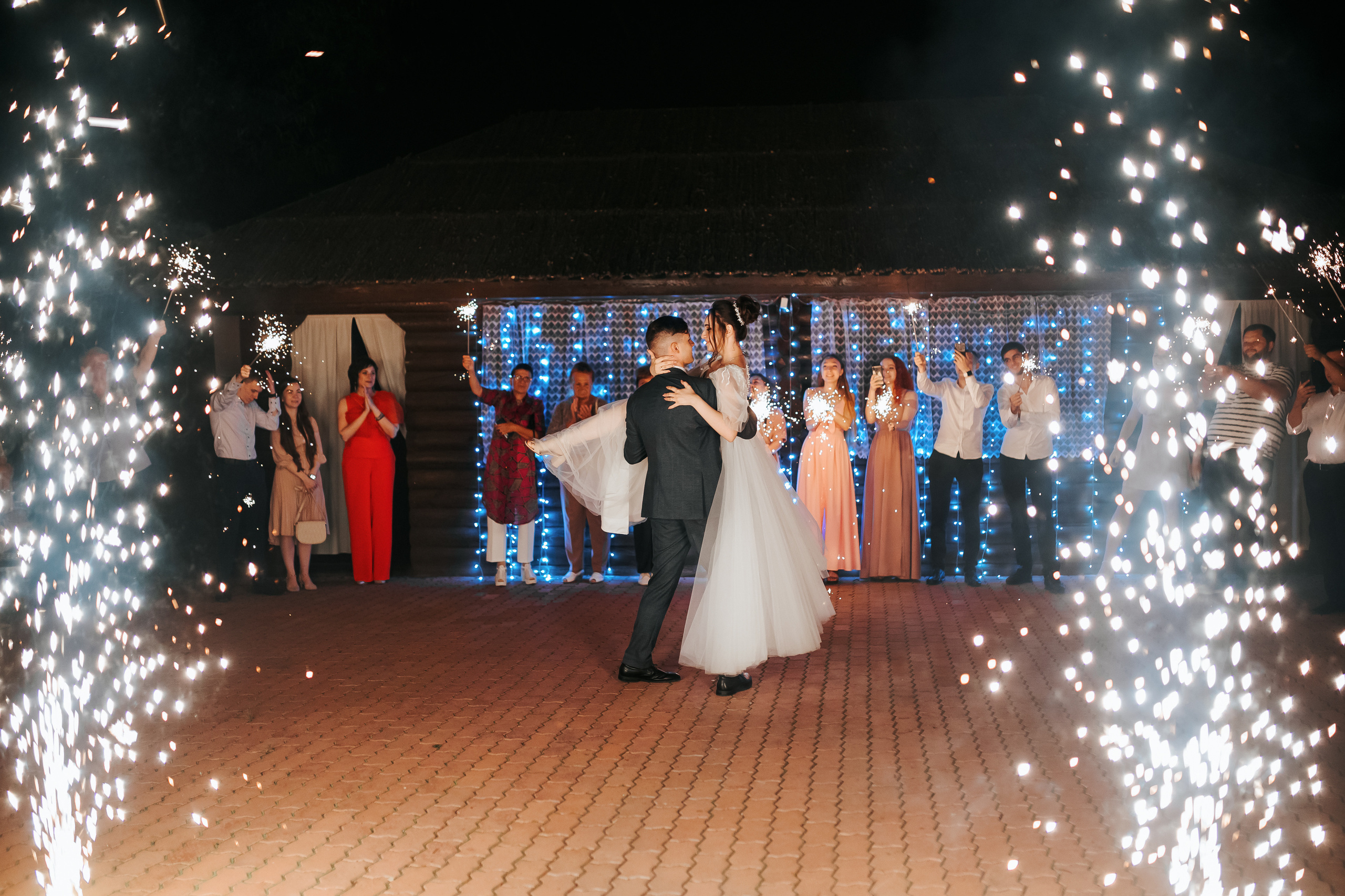 Виталий и Валерия. Комсомольск-на-Амуре. Август. Нежная дерзкая и молдая пара. Свадебный фотограф в Хабаровске