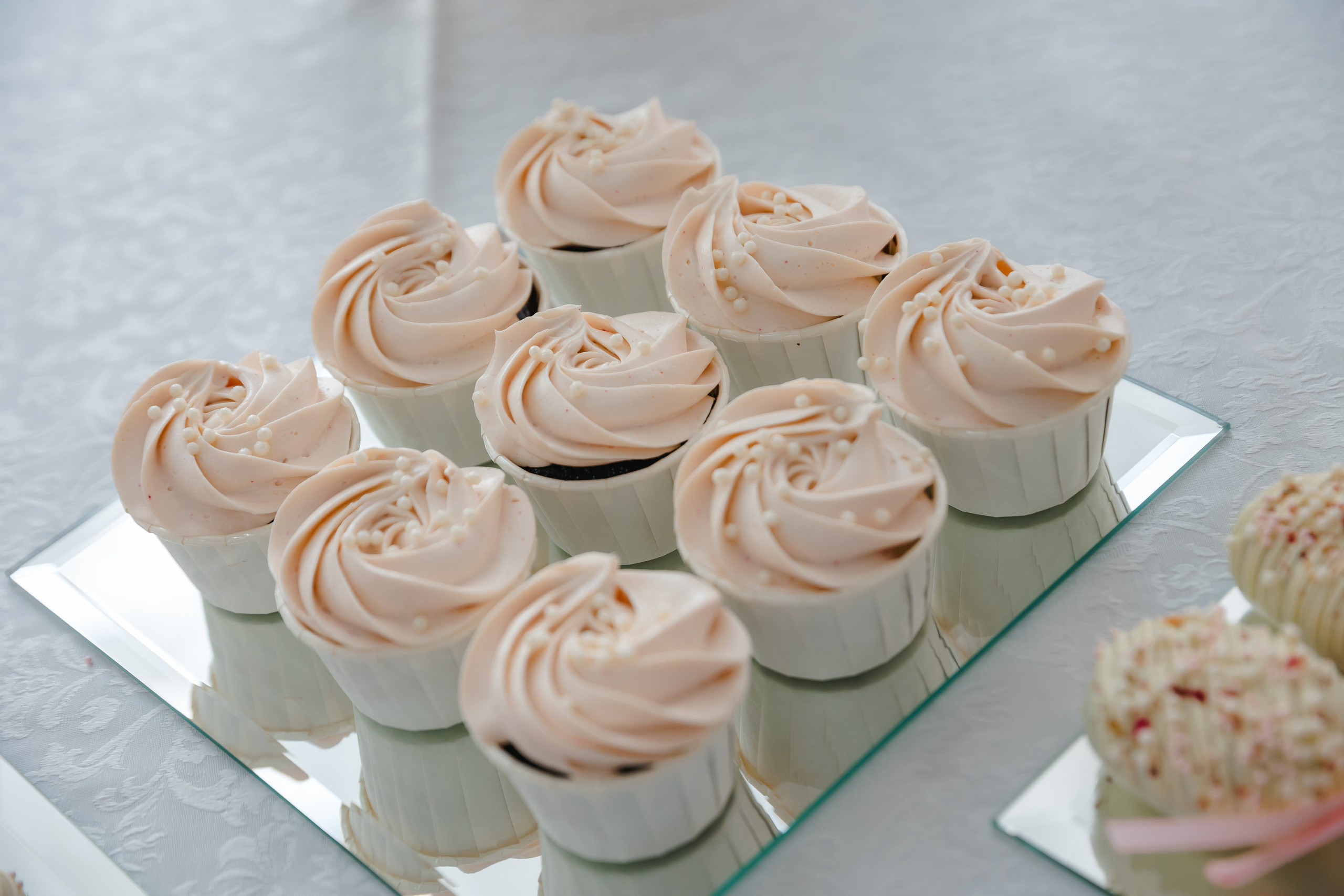 Виталий и Валерия. Комсомольск-на-Амуре. Август. Нежная дерзкая и молдая пара. Свадебный фотограф в Хабаровске