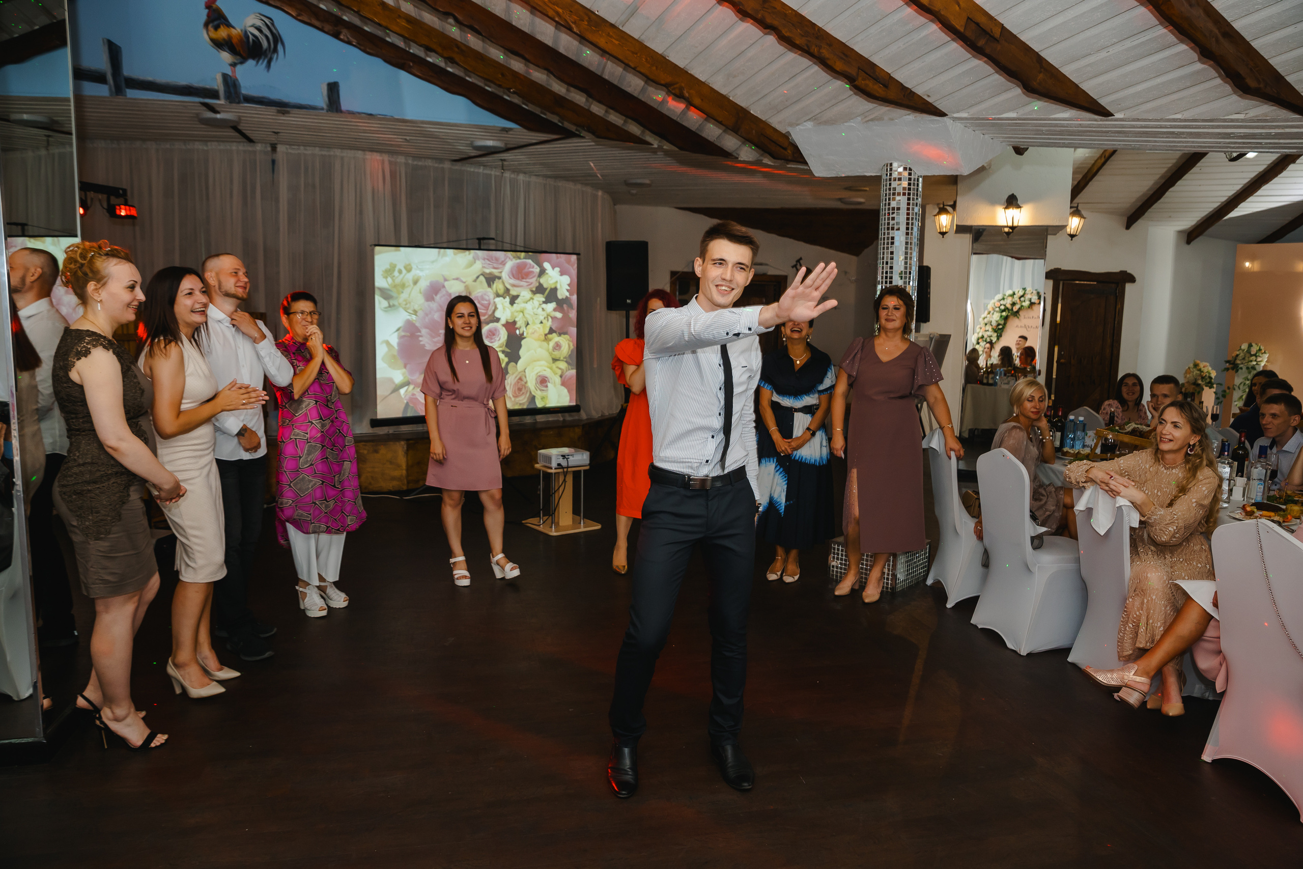 Виталий и Валерия. Комсомольск-на-Амуре. Август. Нежная дерзкая и молдая пара. Свадебный фотограф в Хабаровске