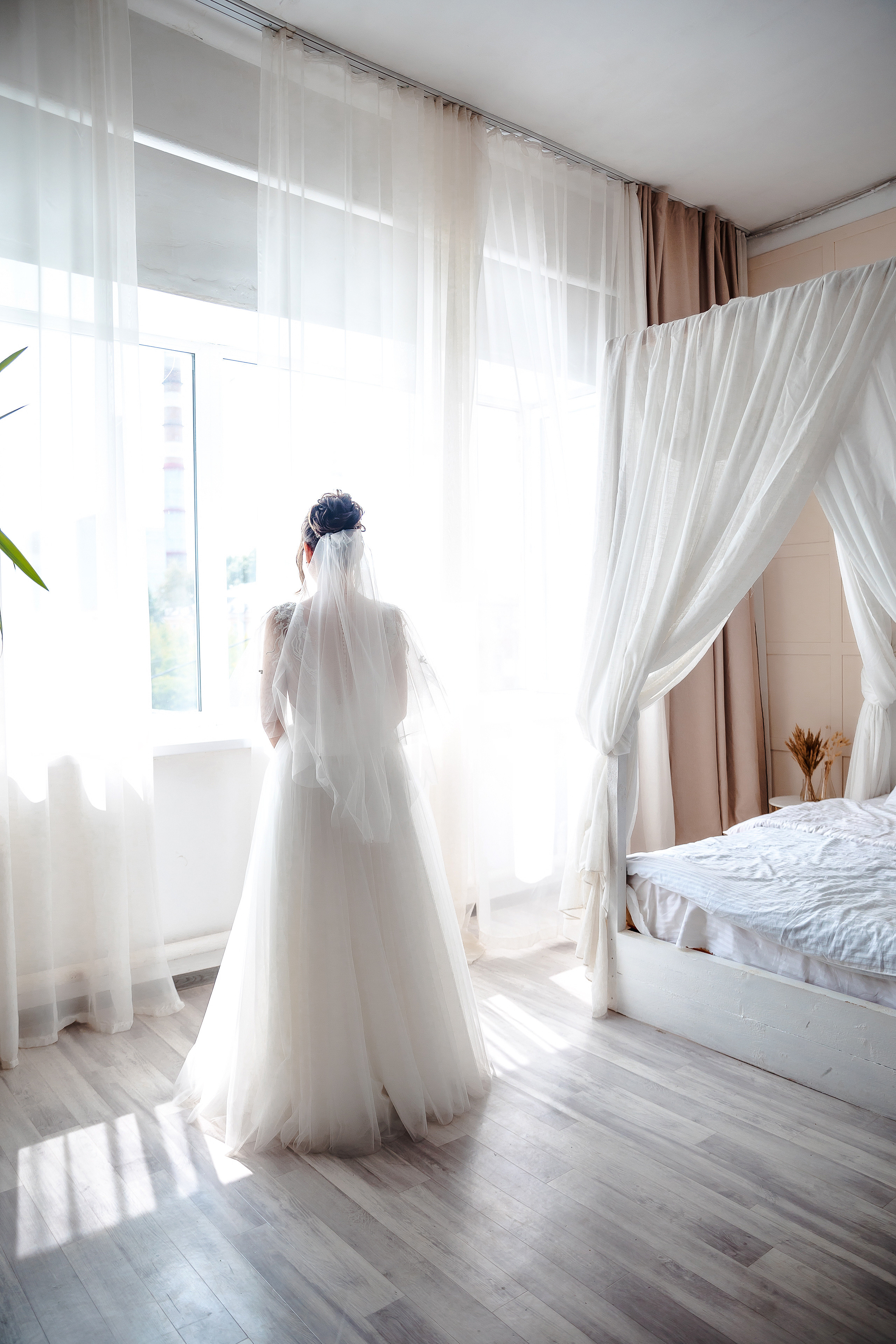 Виталий и Валерия. Комсомольск-на-Амуре. Август. Нежная дерзкая и молдая пара. Свадебный фотограф в Хабаровске