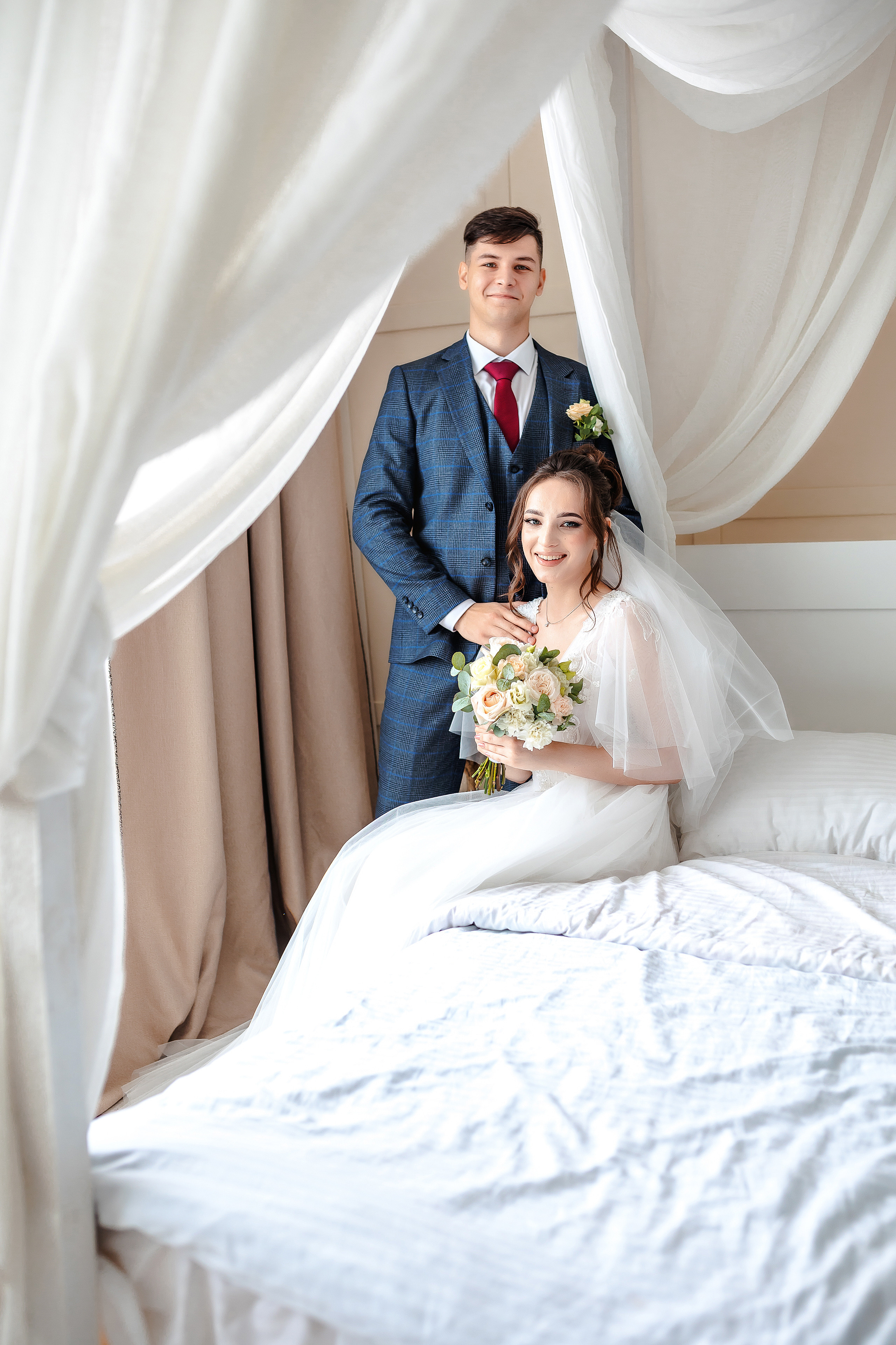 Виталий и Валерия. Комсомольск-на-Амуре. Август. Нежная дерзкая и молдая пара. Свадебный фотограф в Хабаровске