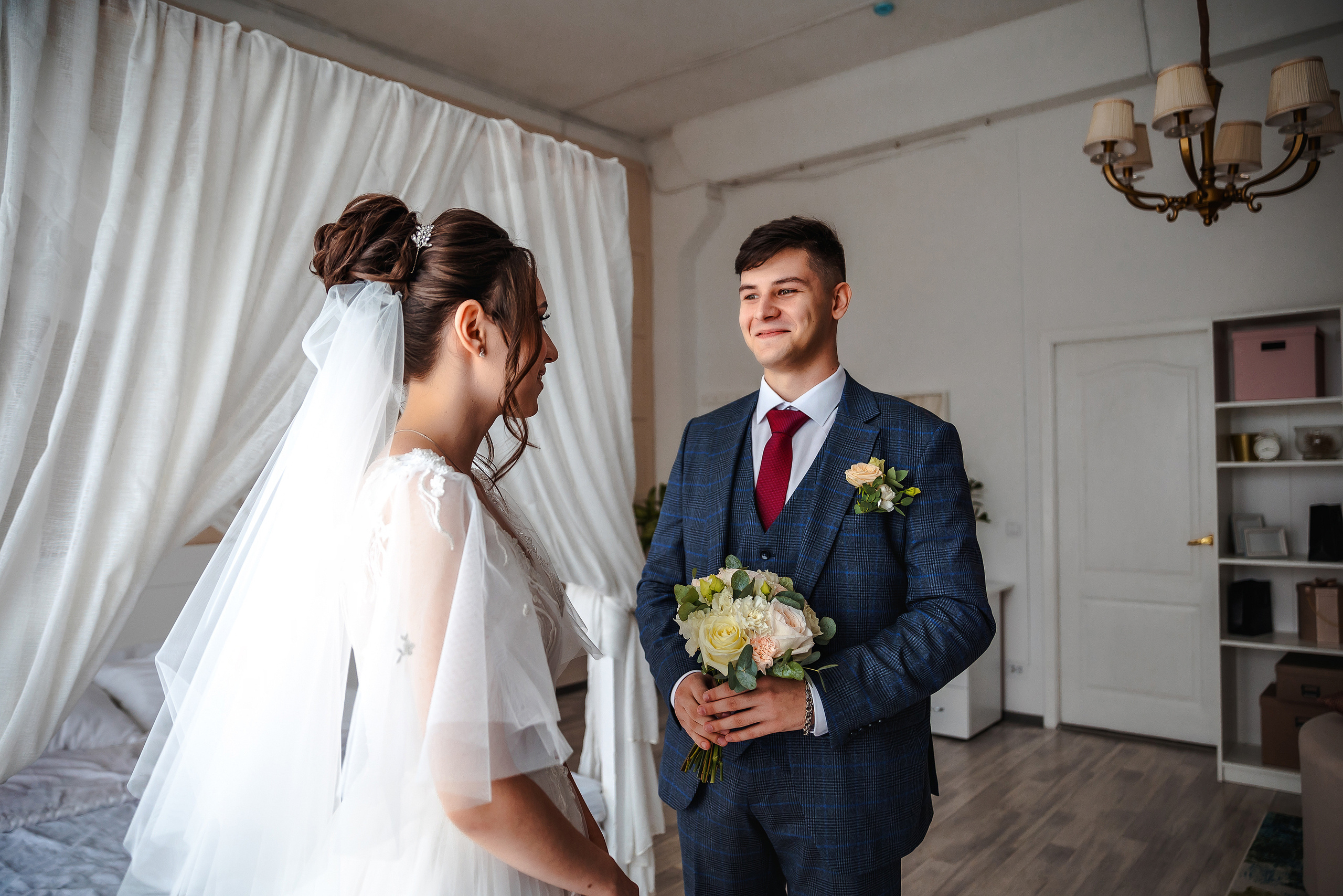 Виталий и Валерия. Комсомольск-на-Амуре. Август. Нежная дерзкая и молдая пара. Свадебный фотограф в Хабаровске