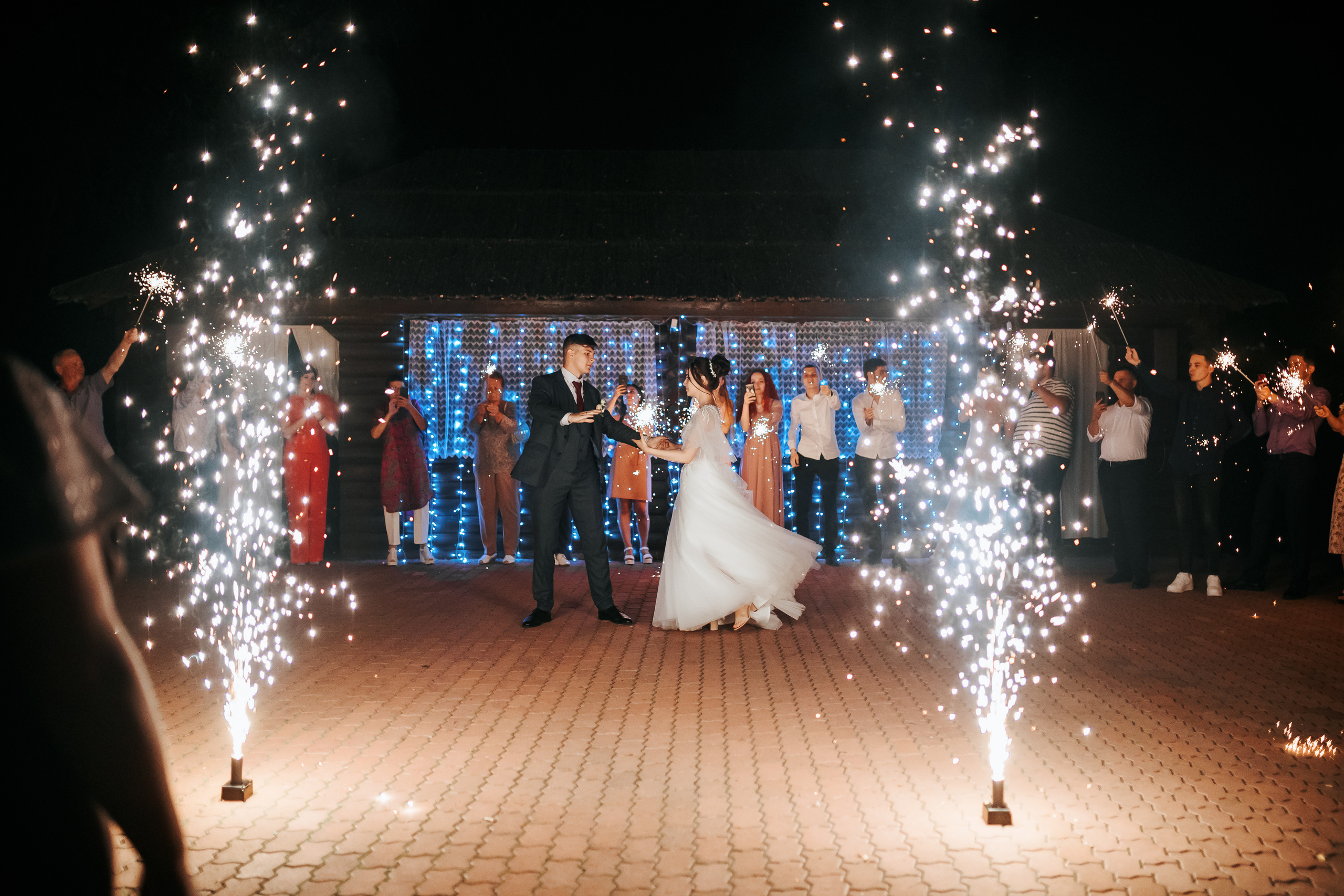 Виталий и Валерия. Комсомольск-на-Амуре. Август. Нежная дерзкая и молдая пара. Свадебный фотограф в Хабаровске