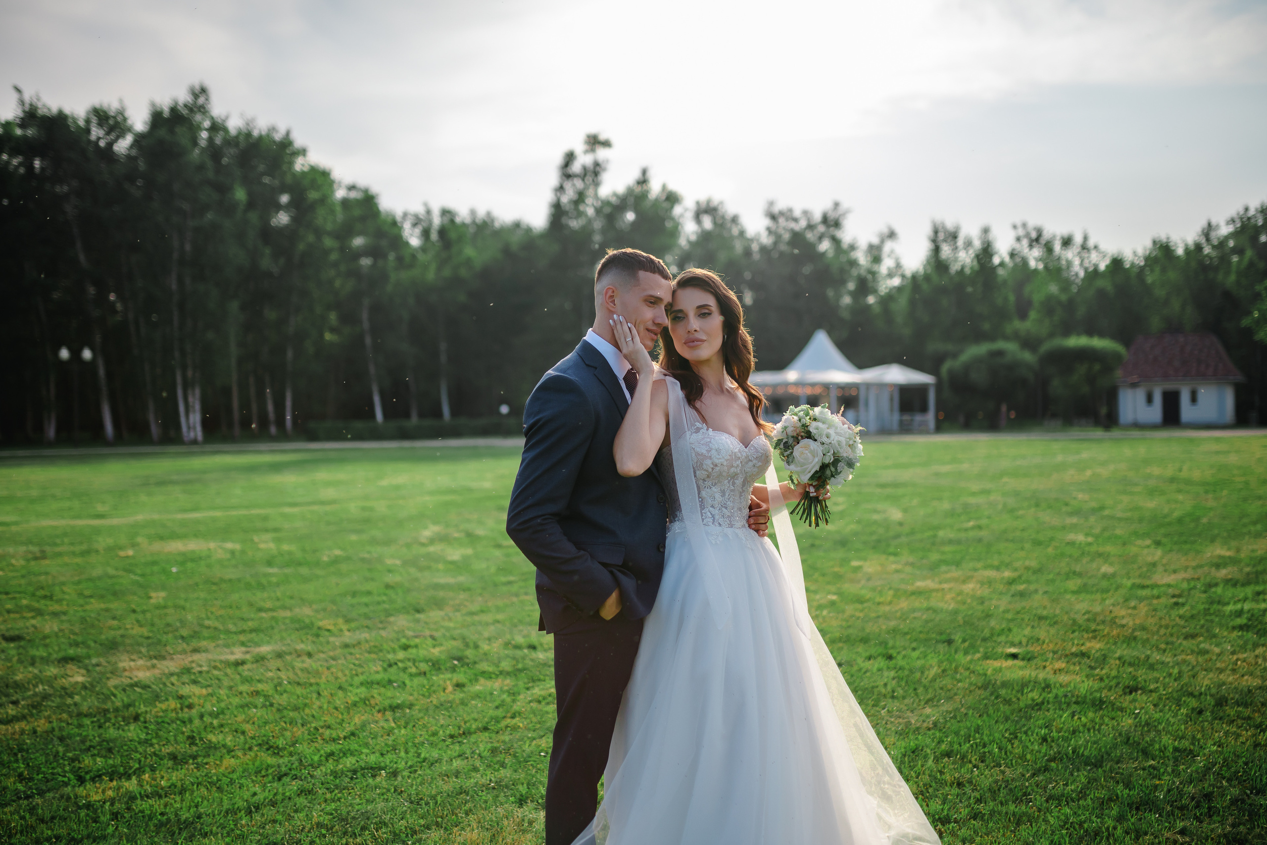 Эльвира и Сергей. Хабаровск.Июль. Ключевые кадры. Стиль, молодость…. Свадебный фотограф в Хабаровске