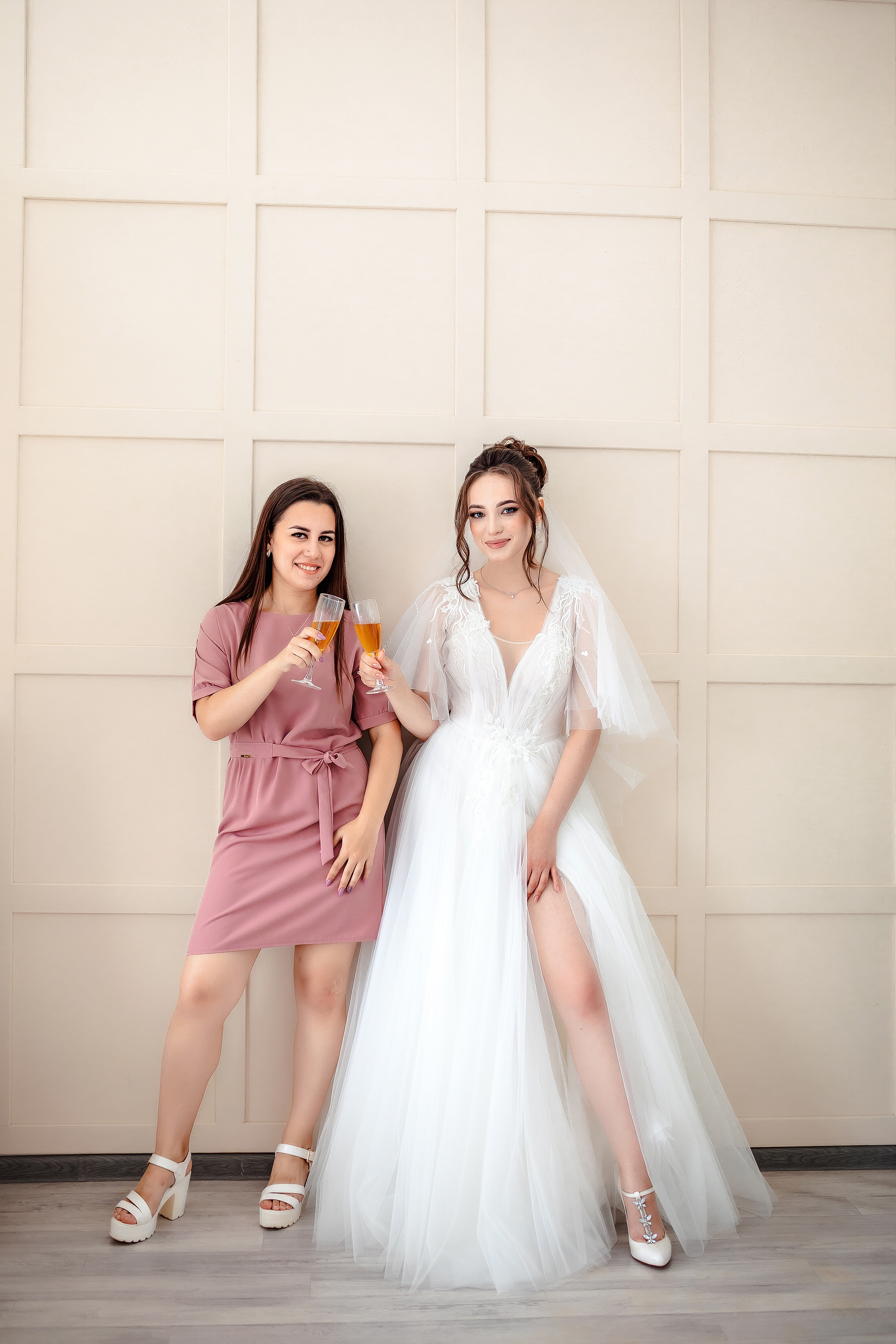 Виталий и Валерия. Комсомольск-на-Амуре. Август. Нежная дерзкая и молдая пара. Свадебный фотограф в Хабаровске