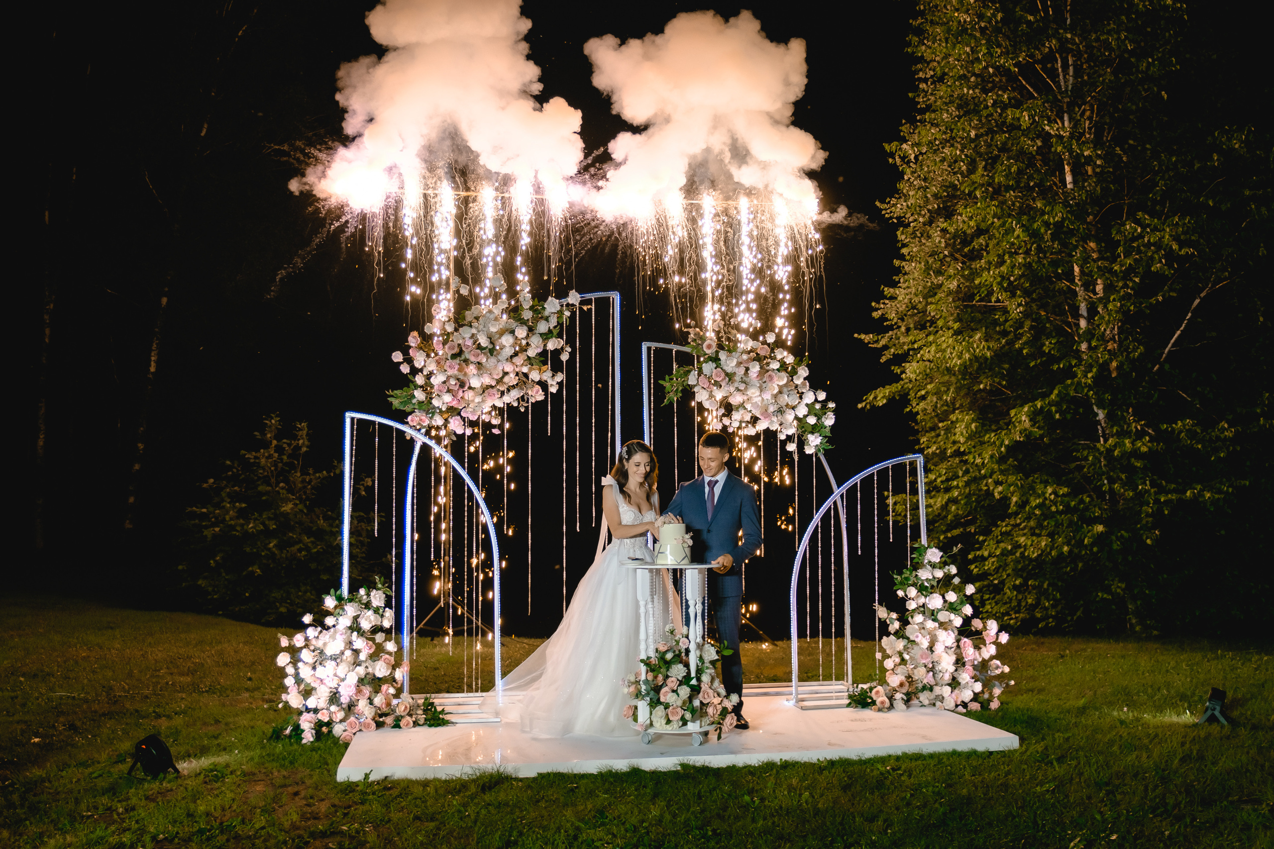 Эльвира и Сергей. Хабаровск.Июль. Ключевые кадры. Стиль, молодость…. Свадебный фотограф в Хабаровске