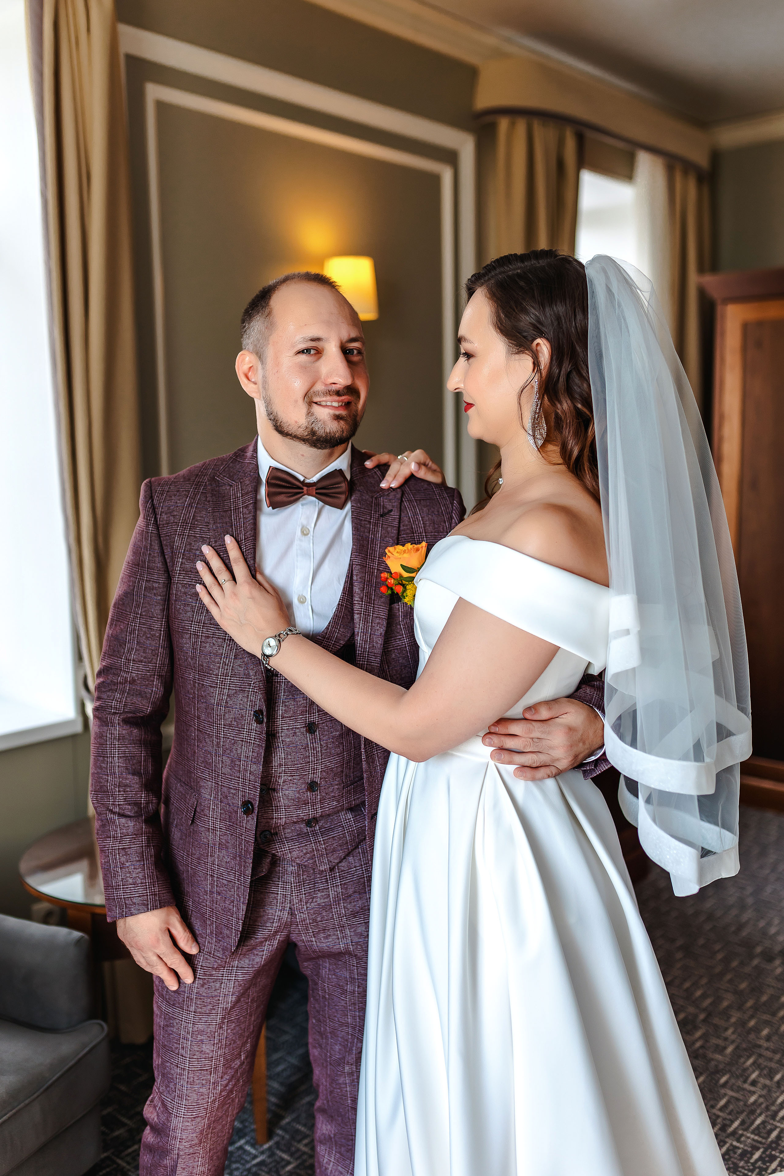 Максим и Светлана. Хабаровск. Сентябрь. Яркое солнце и проливной осенний дождь. Свадебный фотограф в Хабаровске