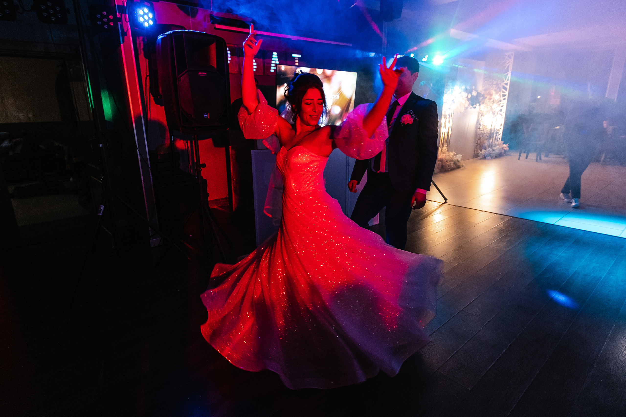 Оксана + Андрей. Роман Урумбаев фотограф Нижневартовск