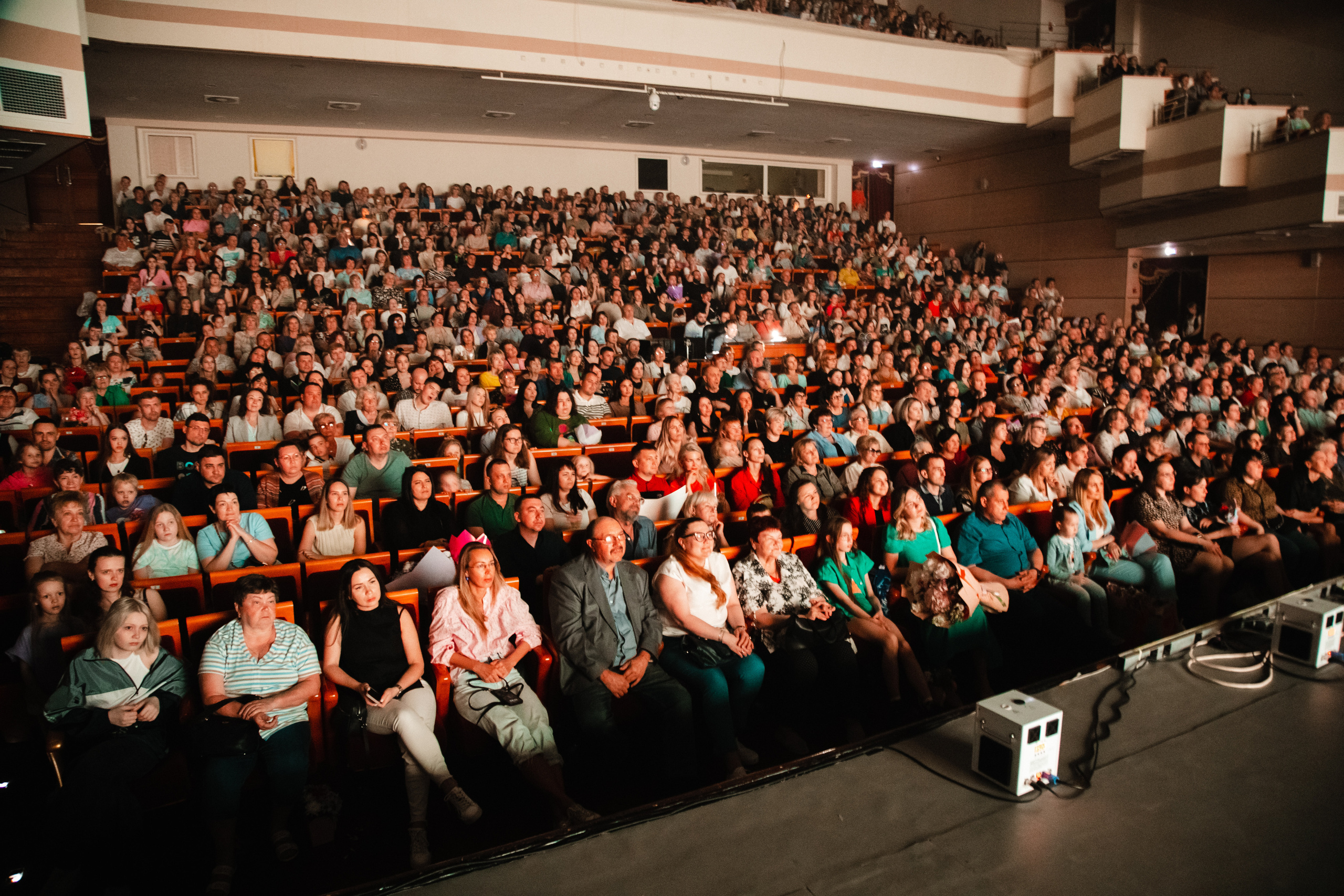 Отчетный концерт Ice Cream 2023. Роман Урумбаев фотограф Нижневартовск