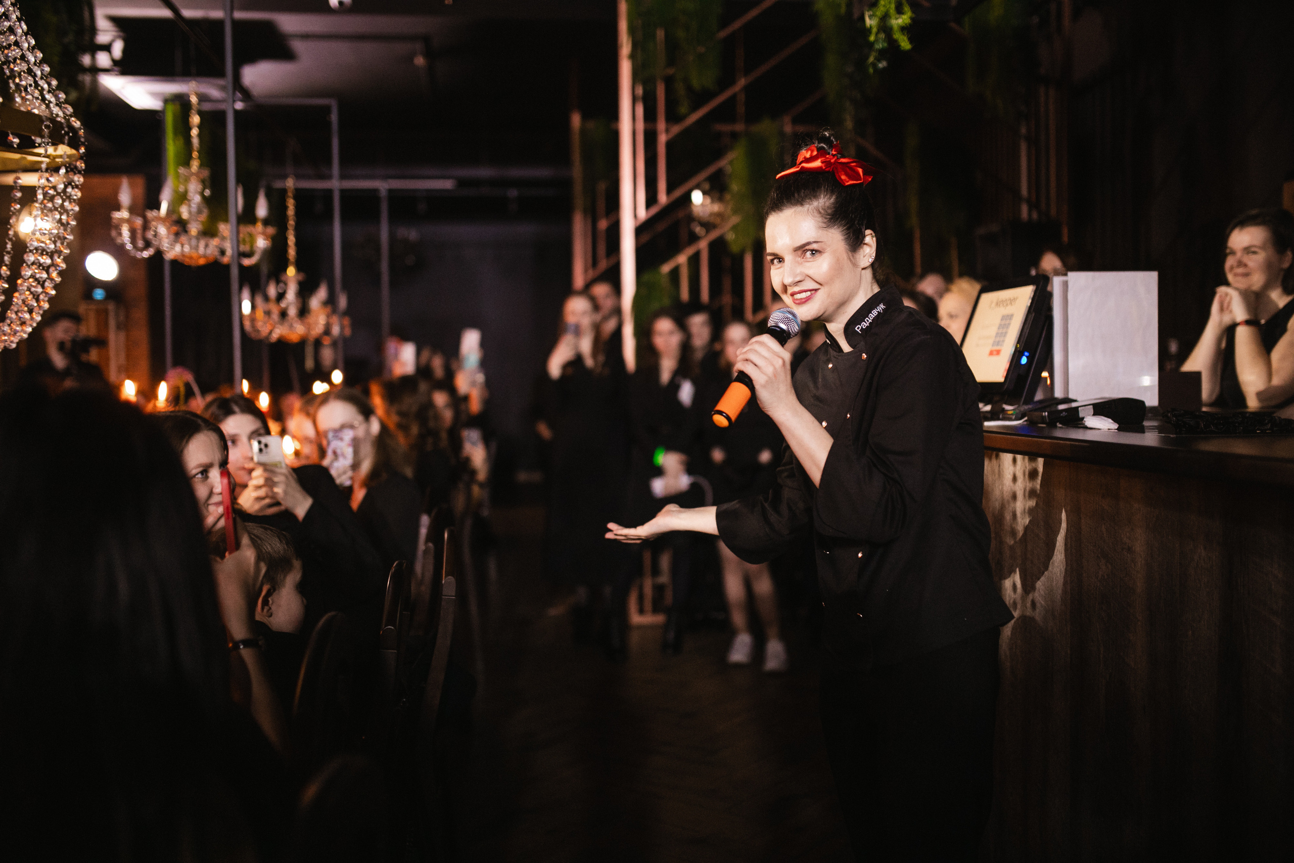 Кондитерское шоу «Алиса в Стране Чудес». Роман Урумбаев фотограф Нижневартовск