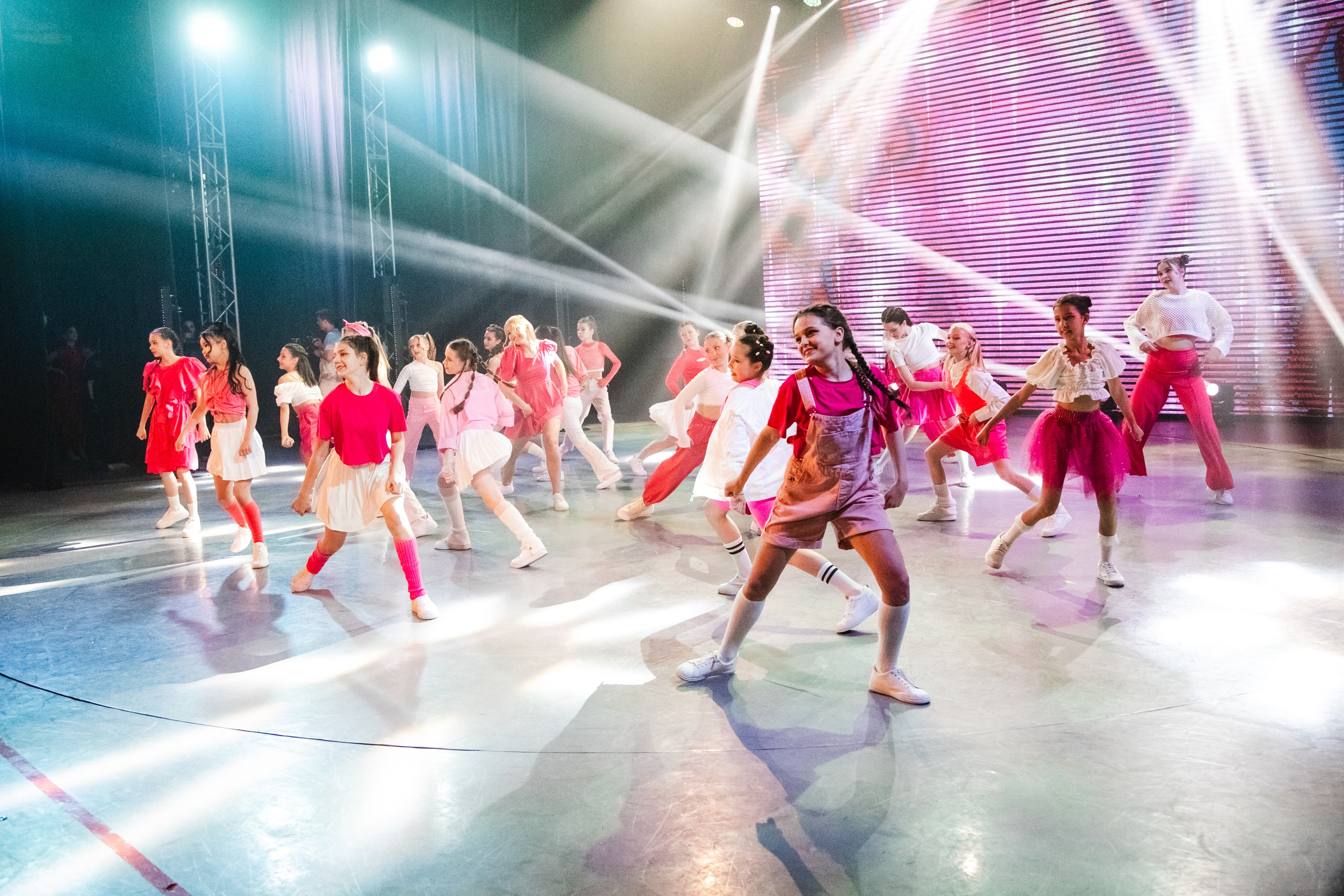 Отчетный концерт Ice Cream 2023. Роман Урумбаев фотограф Нижневартовск