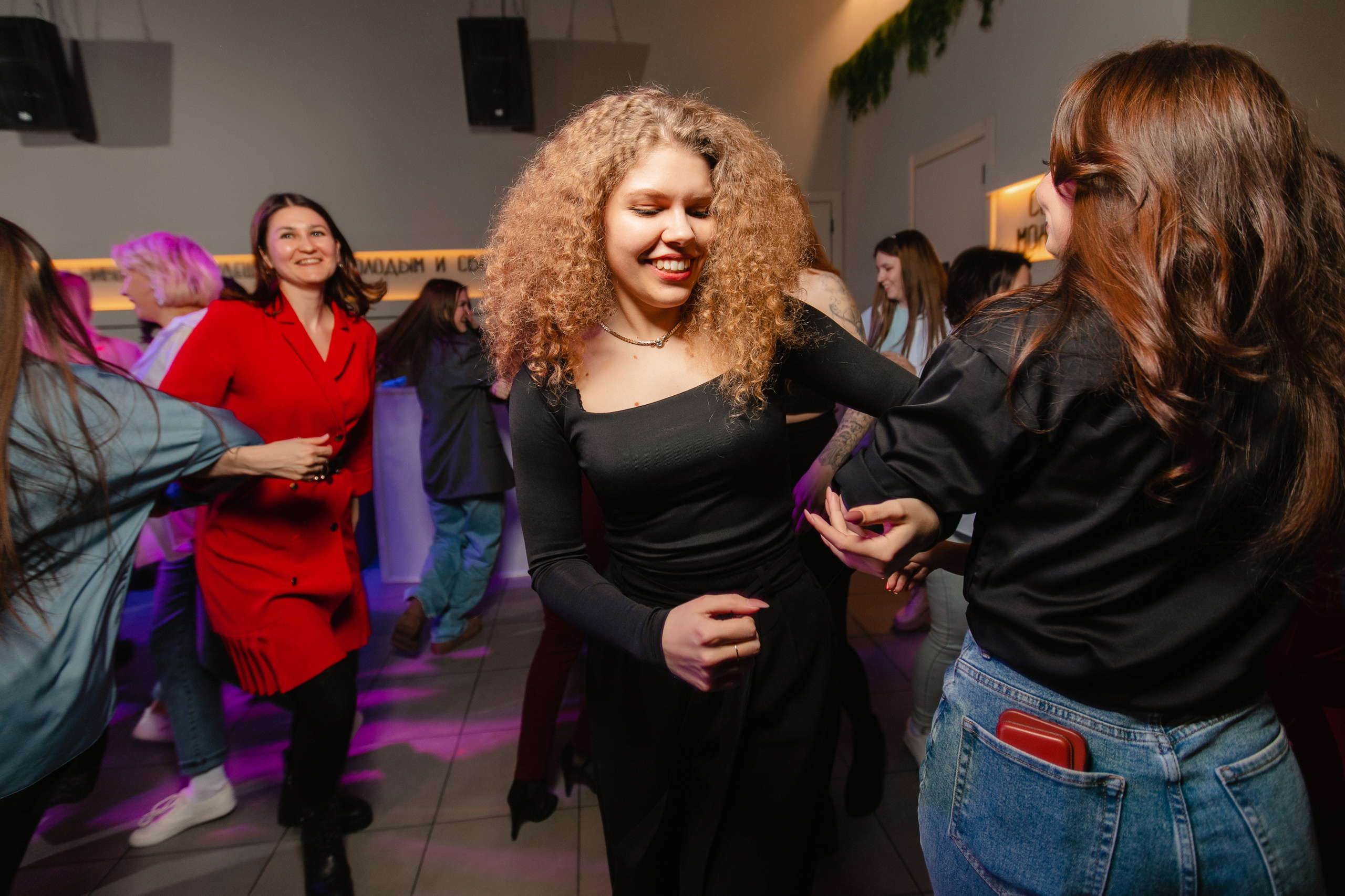 Style Dance. Женская вечеринка. Роман Урумбаев фотограф Нижневартовск