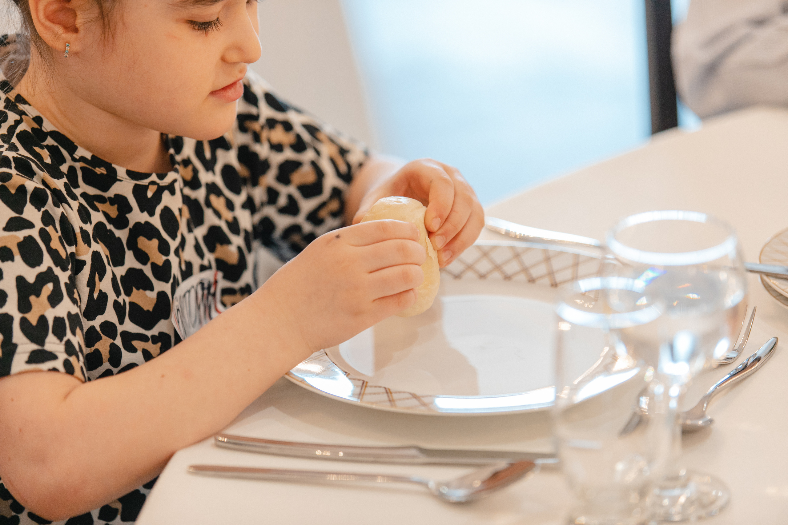 Правила этикета для детей. Банкетный холл Чехов. Роман Урумбаев фотограф Нижневартовск