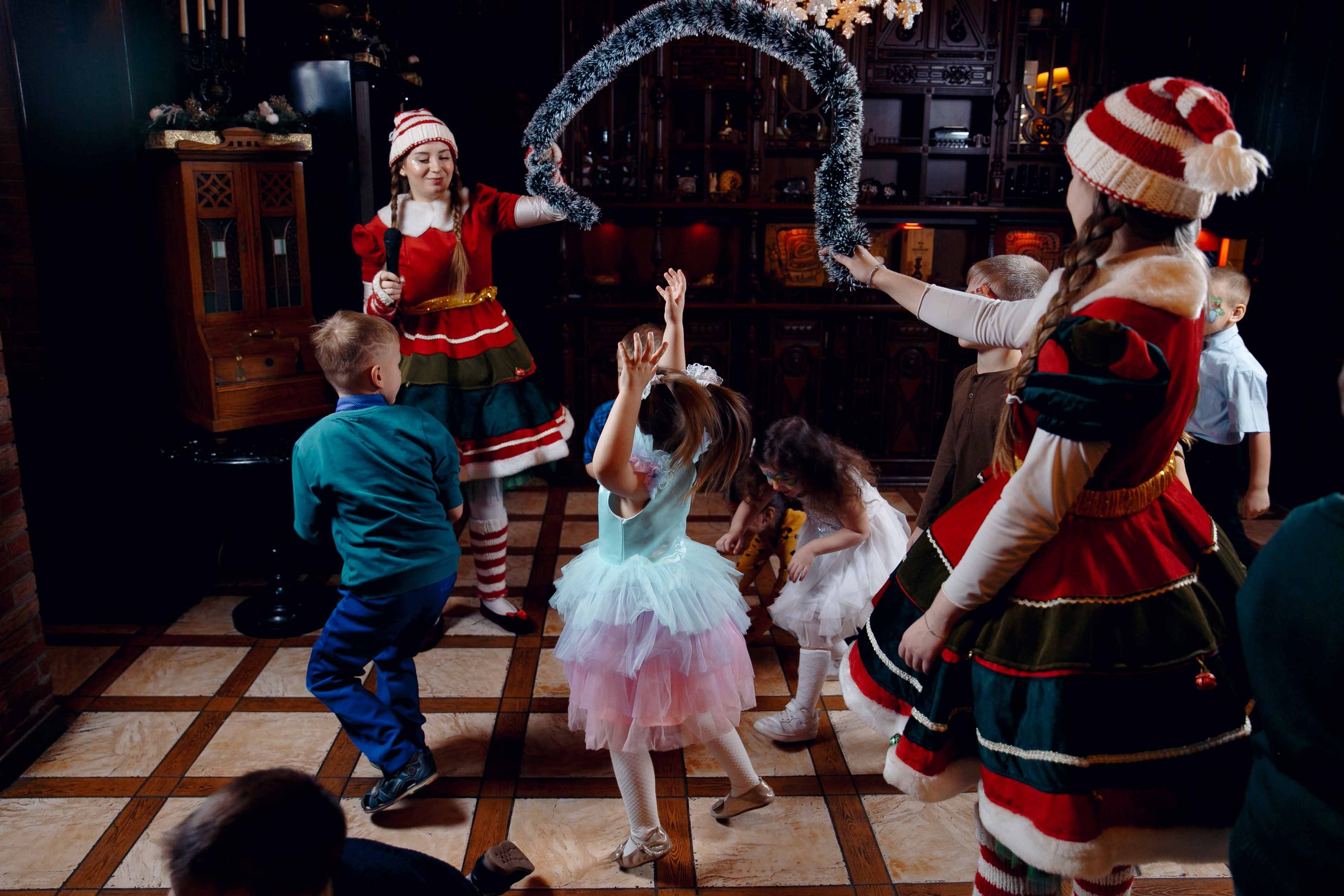 Елка в «Пенатах». Ваш репортажный фотограф Артемий Антонов