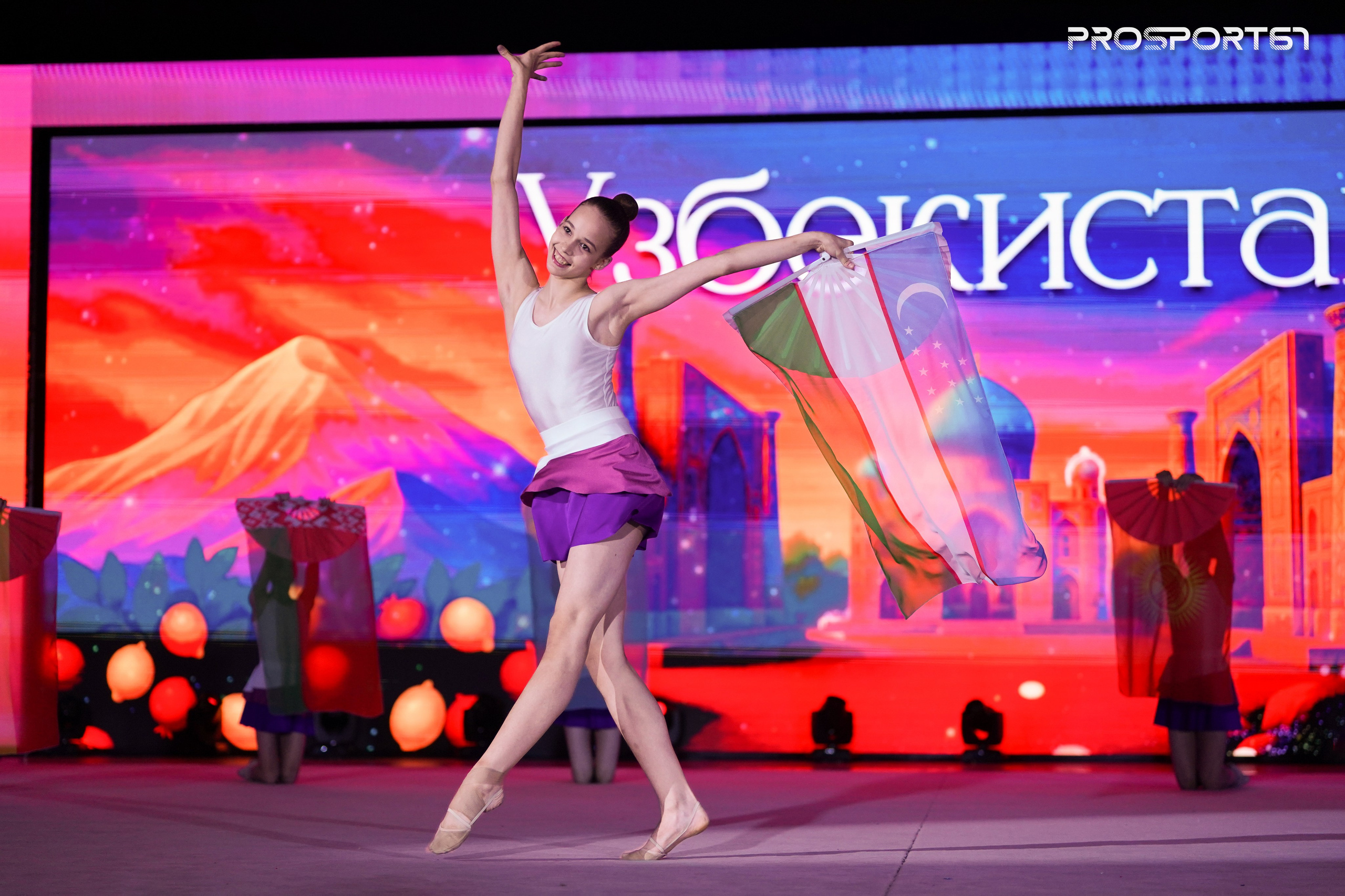 Закрытие. Хрустальная роза 2025 г.Минск. Спортивный фотограф Олег Медведев | prosport67 | Смоленск