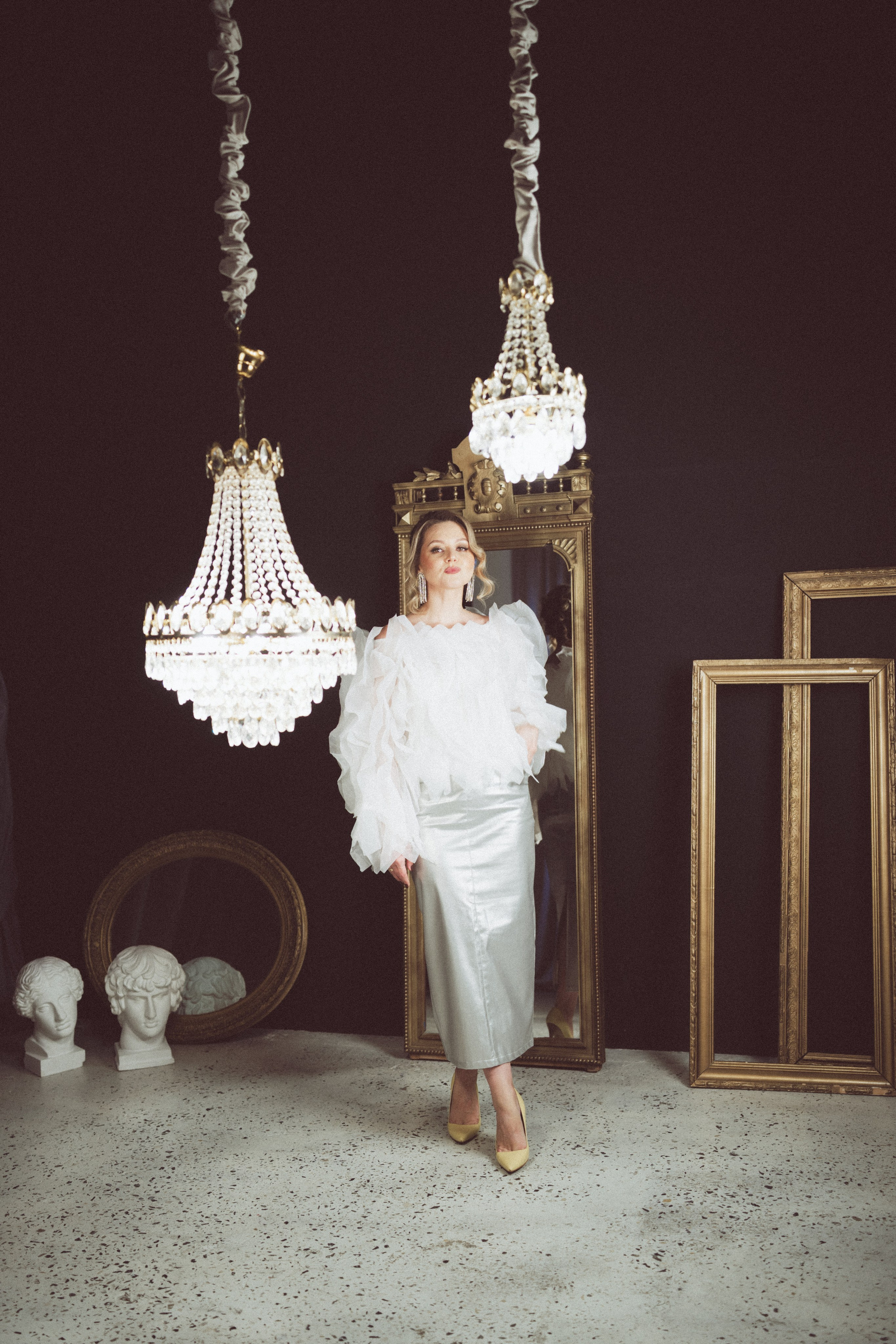 НОВОГОДНЯЯ ФОТОСЕСИИЯ В СТУДИИ ДЛЯ ДЕВУШКИ И ПРОГУЛКА ПО ЧЕРНЫШЕВСКОЙ. Профессиональный фотограф, Санкт-Петербург — Виктория Богомолова