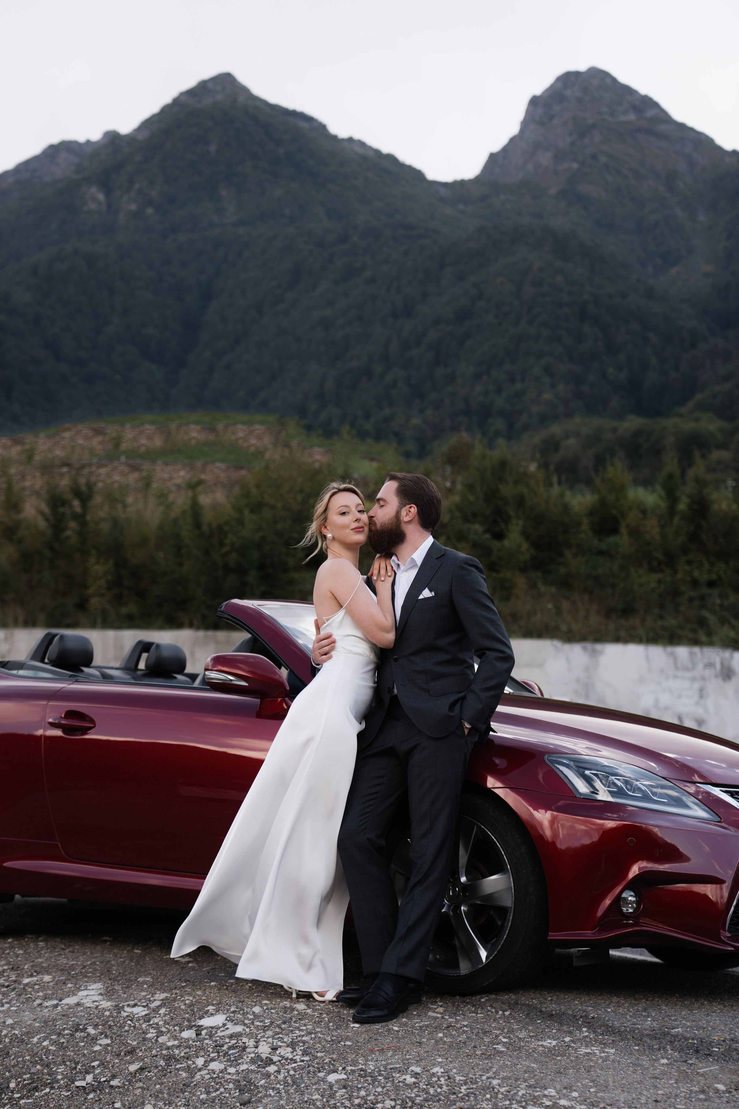 Ксения и Александр — Свадебный фототур. Свадебный фотограф в Сочи и Адлере — Фотосессии на море и в горах | Виктор Рогулев