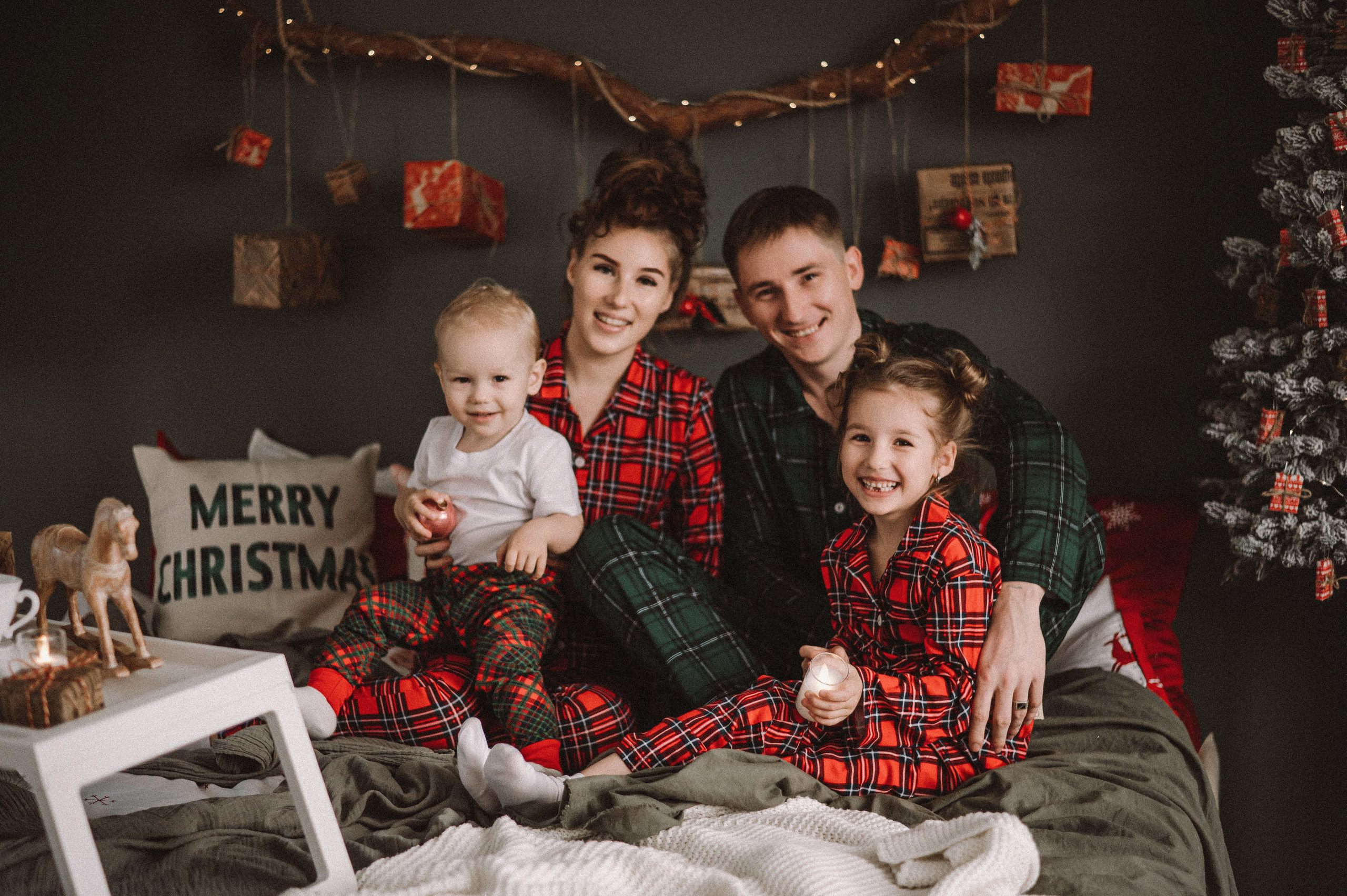 Студийные съемки. Семейный и детский фотограф в Подольске и Москве