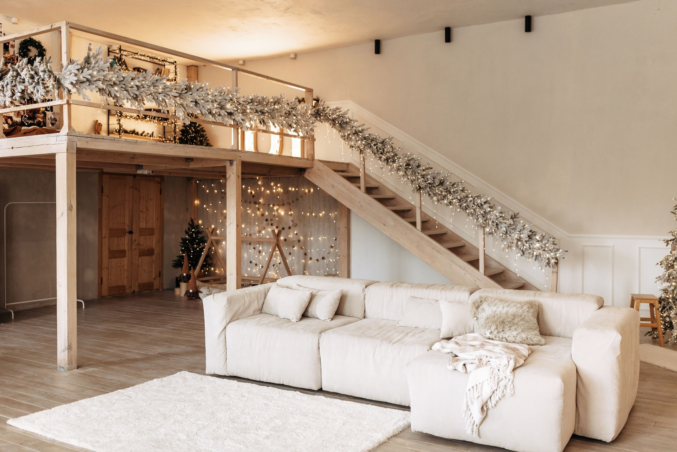 Фотостудия Истории, зал большой. Классный фотограф Красноярска Васильева Ирина