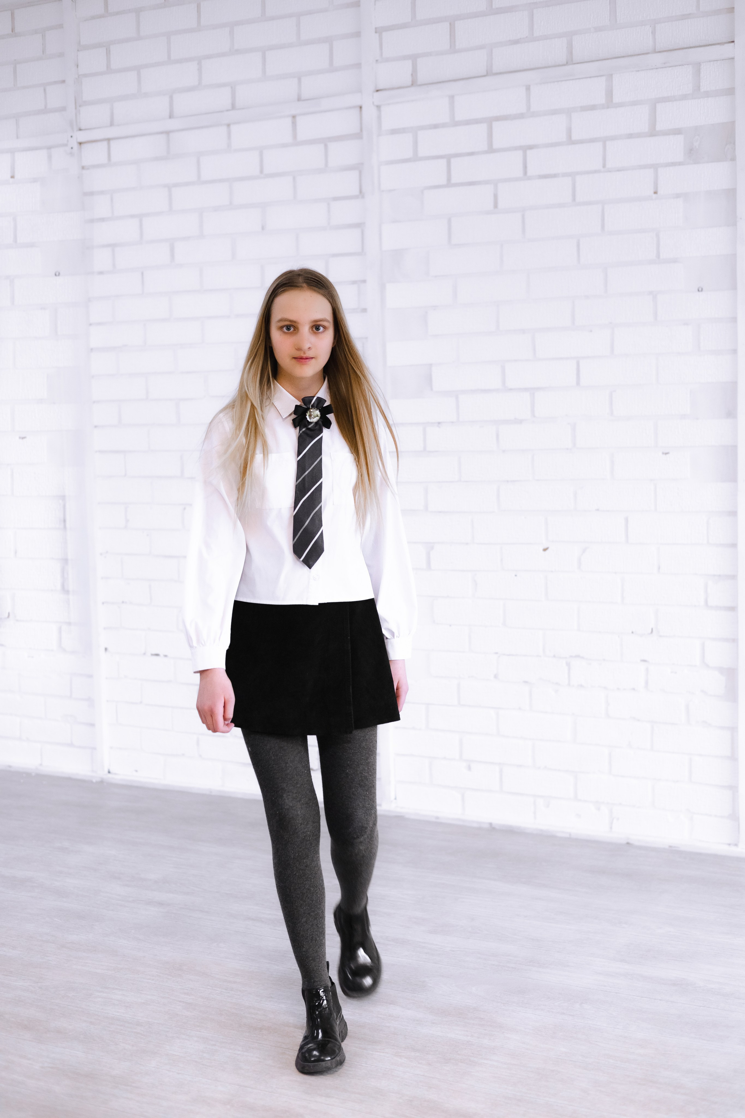 Галстук-переделка — стильное решение для оригинального образа девочки-подростка. Школа для девочек во Владивостоке — Само Совершенство