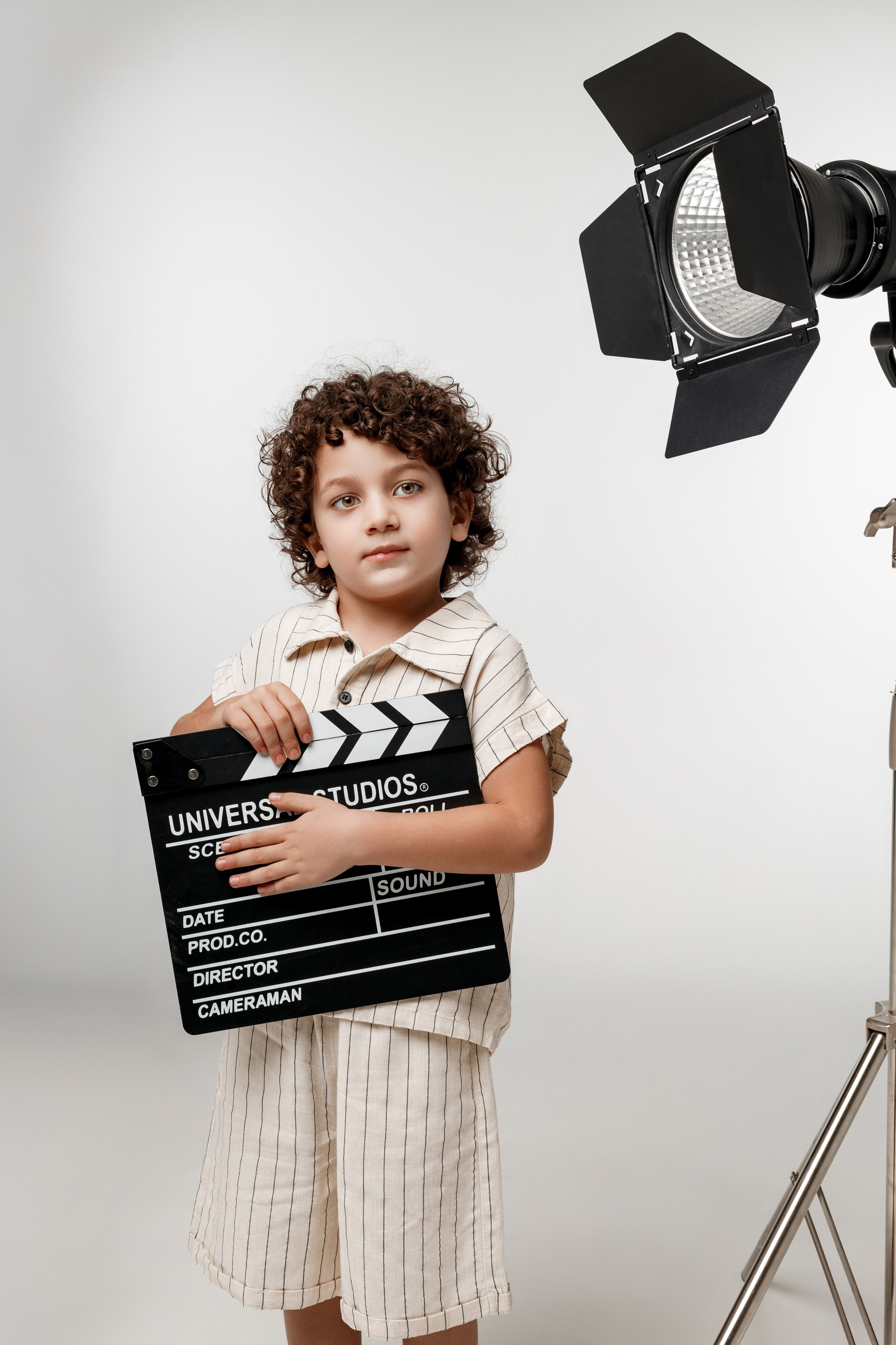 Детская фотосессия Георгия | Профессиональные фотографии в Сочи. Детский студийный фотограф Сочи