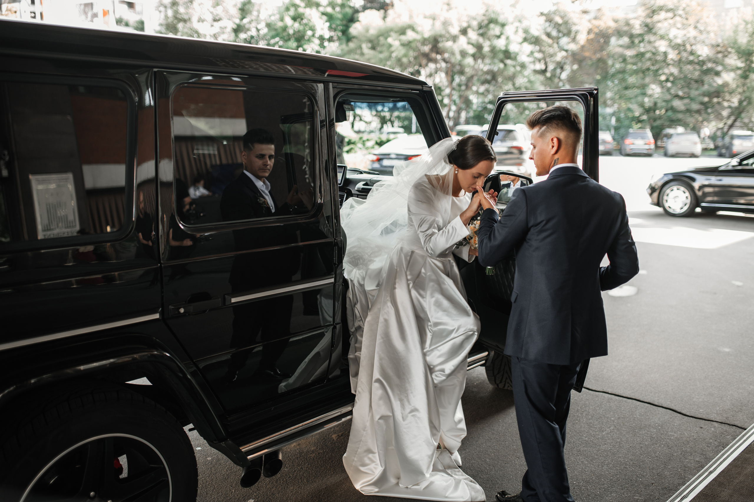 Свадебная фотосессия Грибоедовский ЗАГС. Свадебный фотограф Москва Юрий Кульман