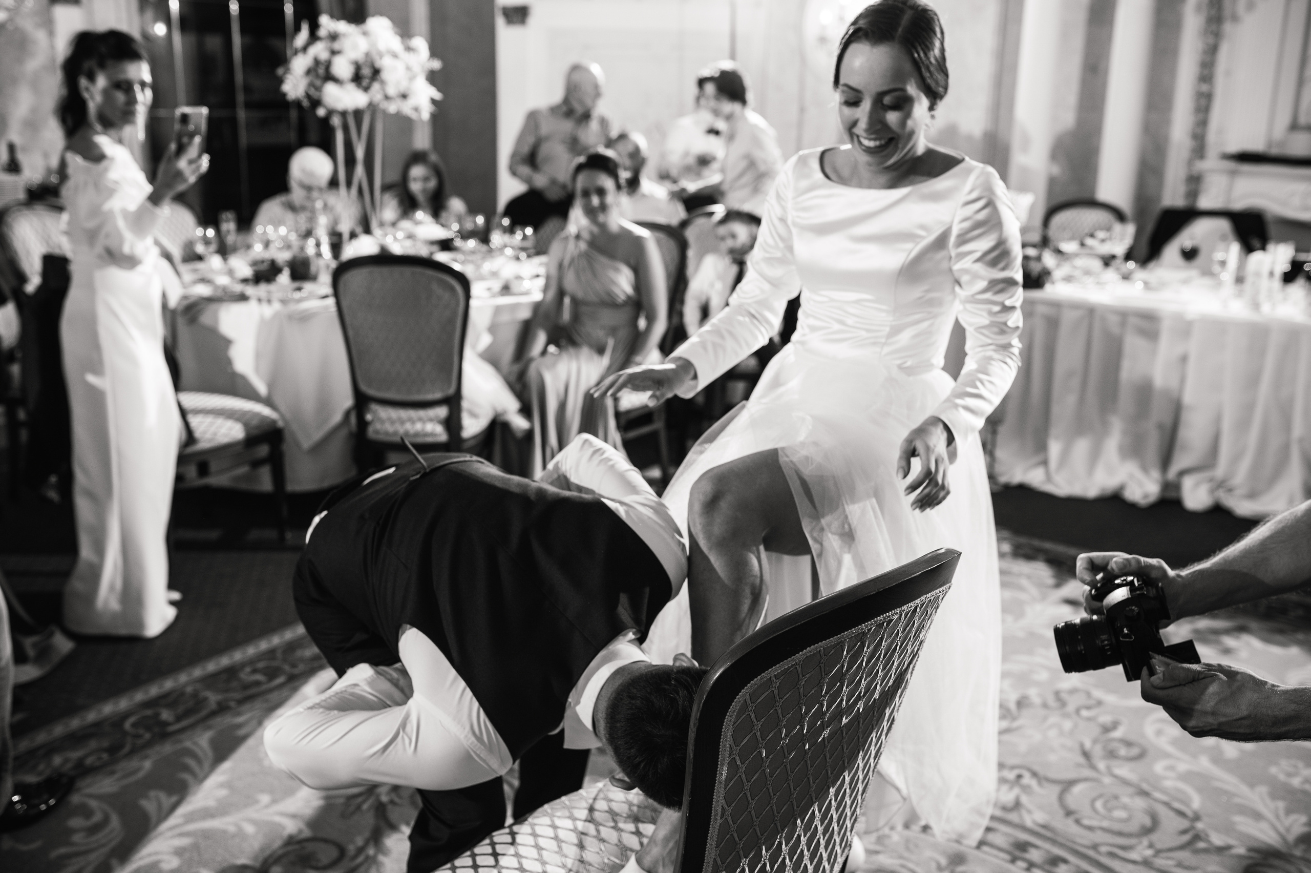 Свадебная фотосессия Грибоедовский ЗАГС. Свадебный фотограф Москва Юрий Кульман