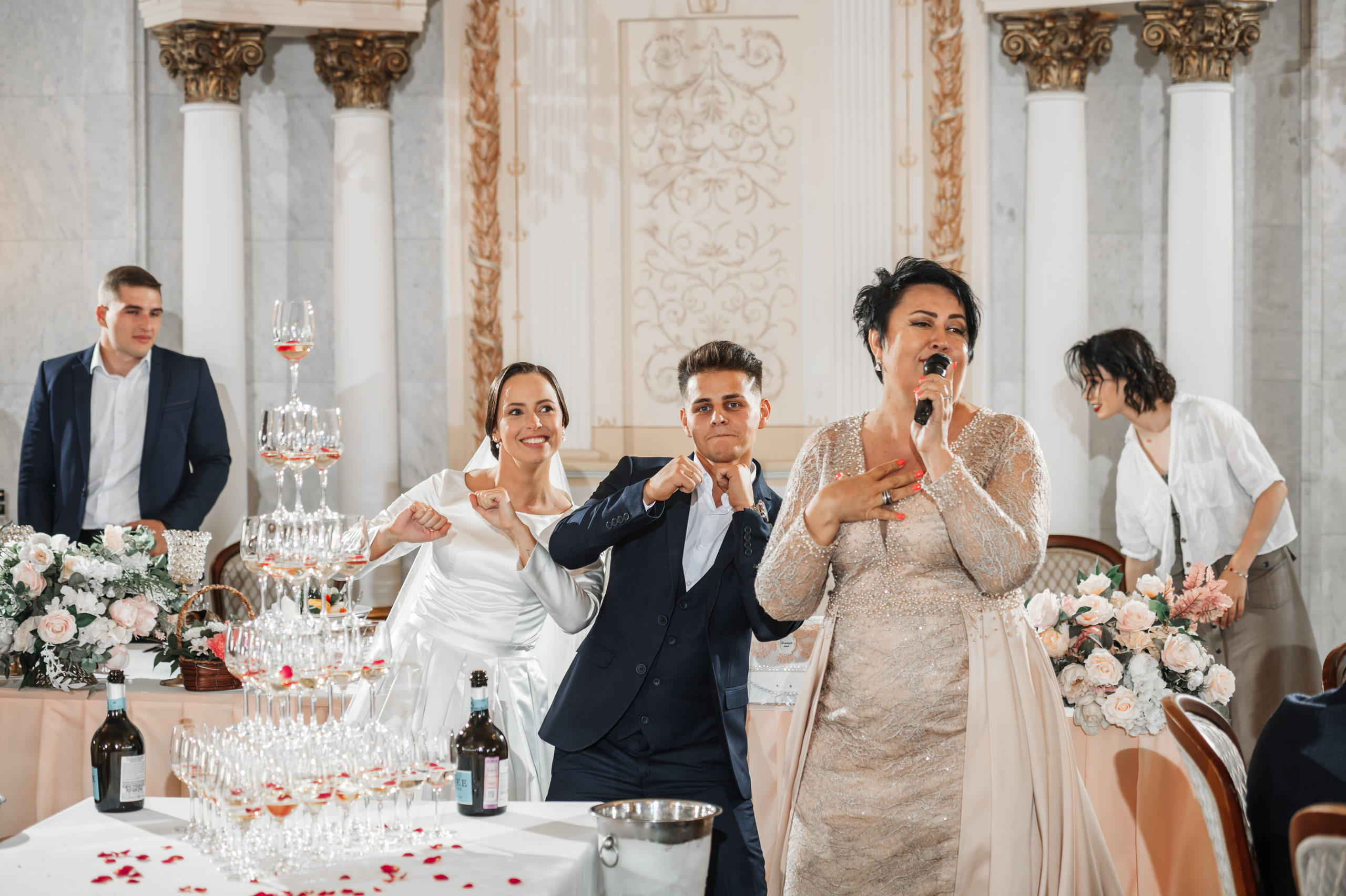 Свадебная фотосессия Грибоедовский ЗАГС. Свадебный фотограф Москва Юрий Кульман