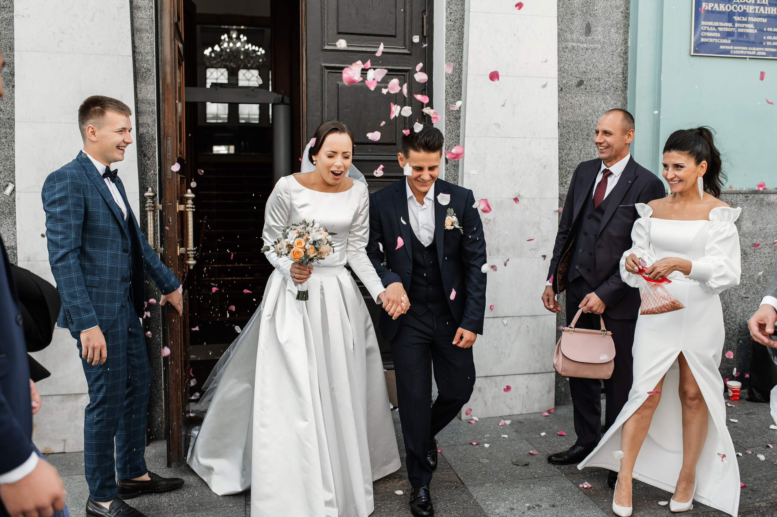 Свадебная фотосессия Грибоедовский ЗАГС. Свадебный фотограф Москва Юрий Кульман