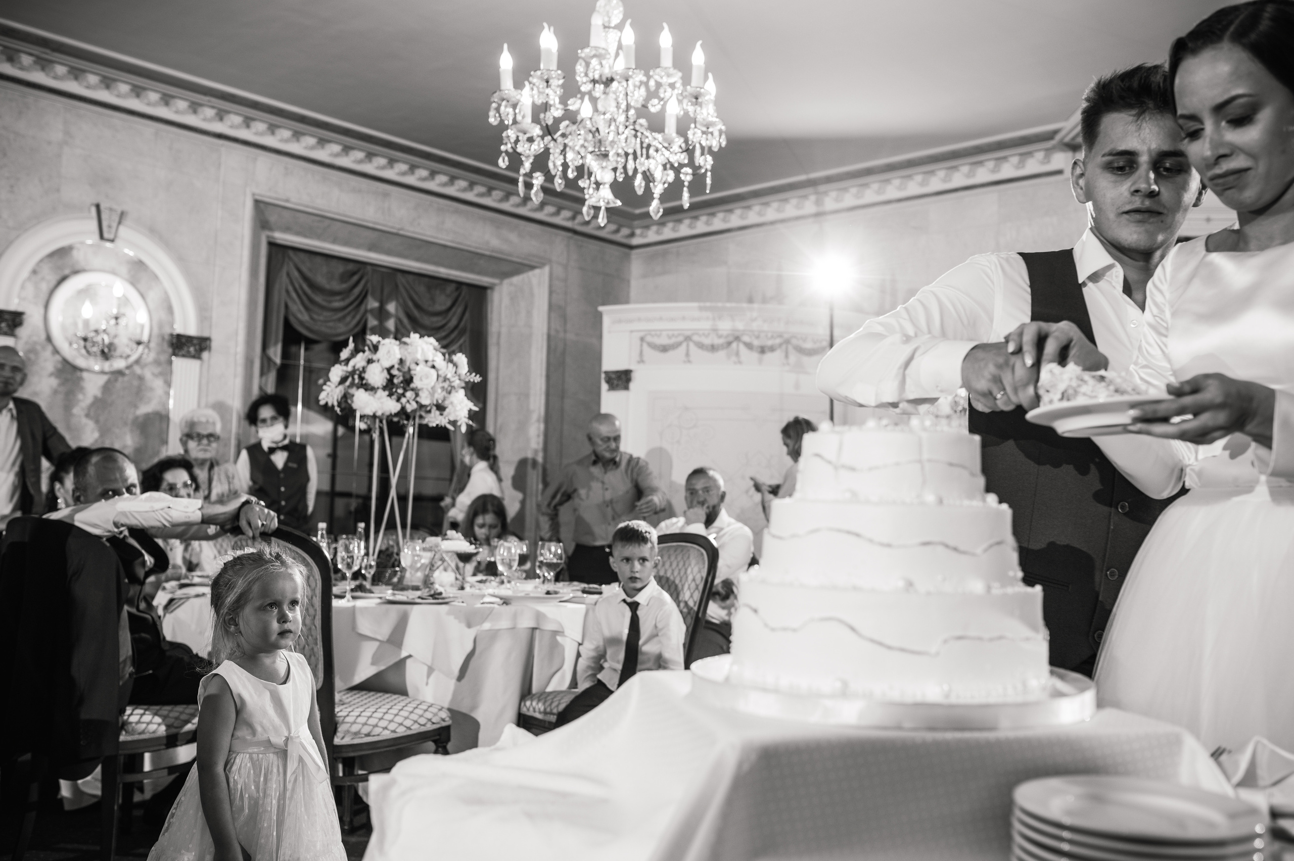 Свадебная фотосессия Грибоедовский ЗАГС. Свадебный фотограф Москва Юрий Кульман