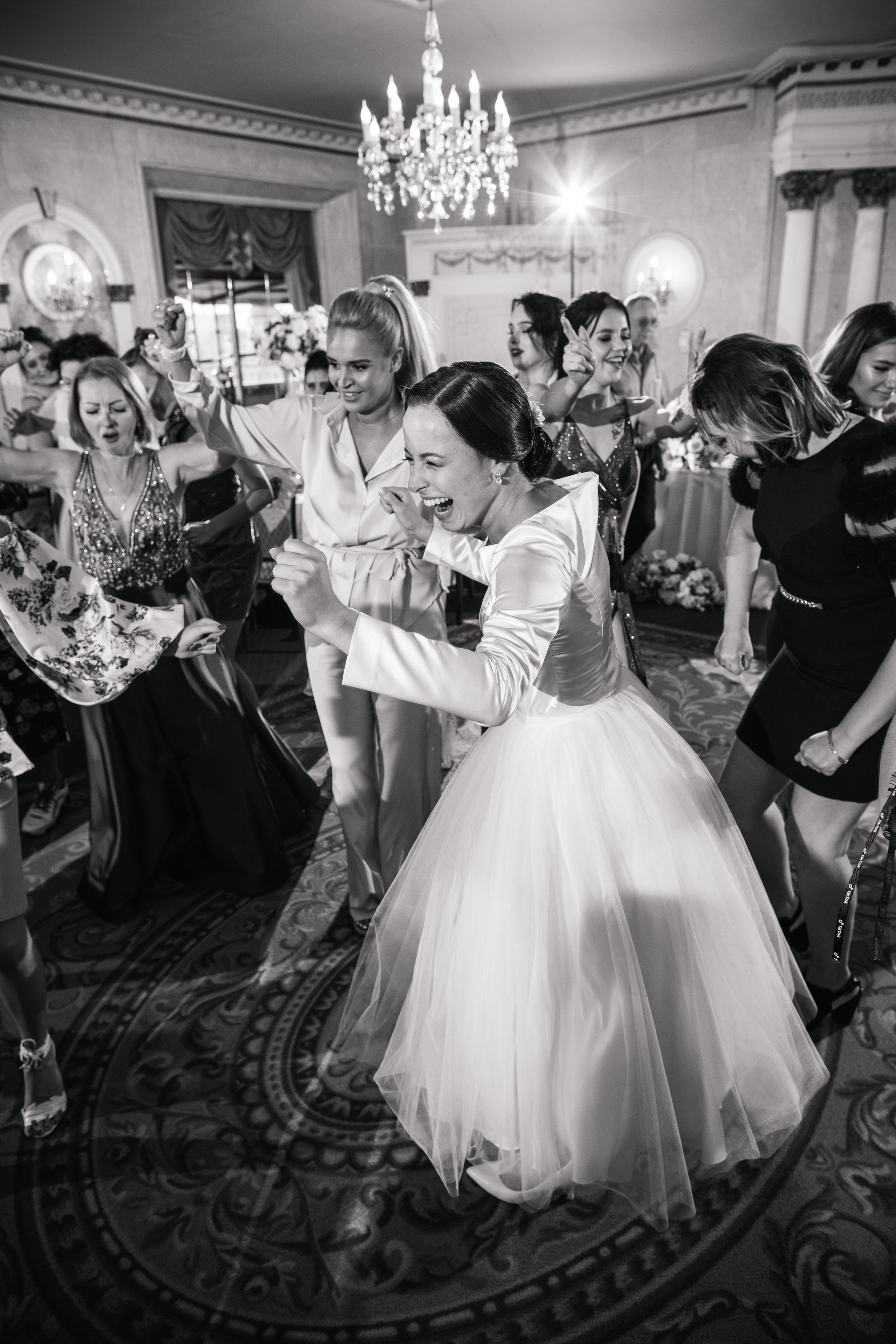 Свадебная фотосессия Грибоедовский ЗАГС. Свадебный фотограф Москва Юрий Кульман