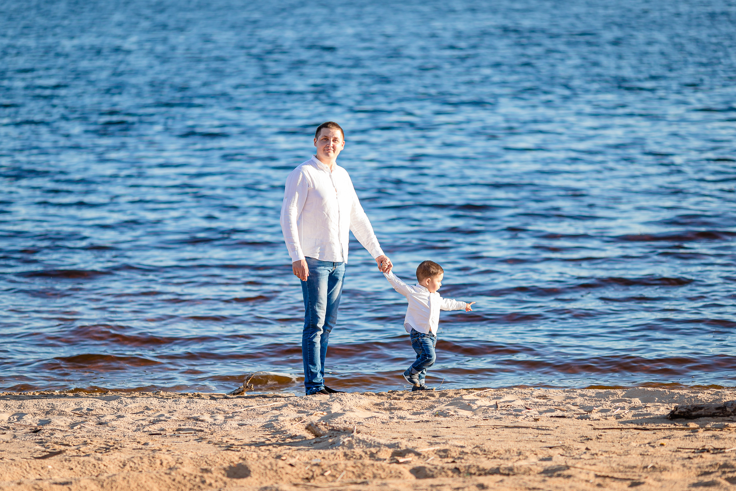 фотосессия беременной, фотосессия беременности с мужем и ребенком, фотосессия беременности на природе, заволжье, фотограф чебоксары, семейная фотосессия
