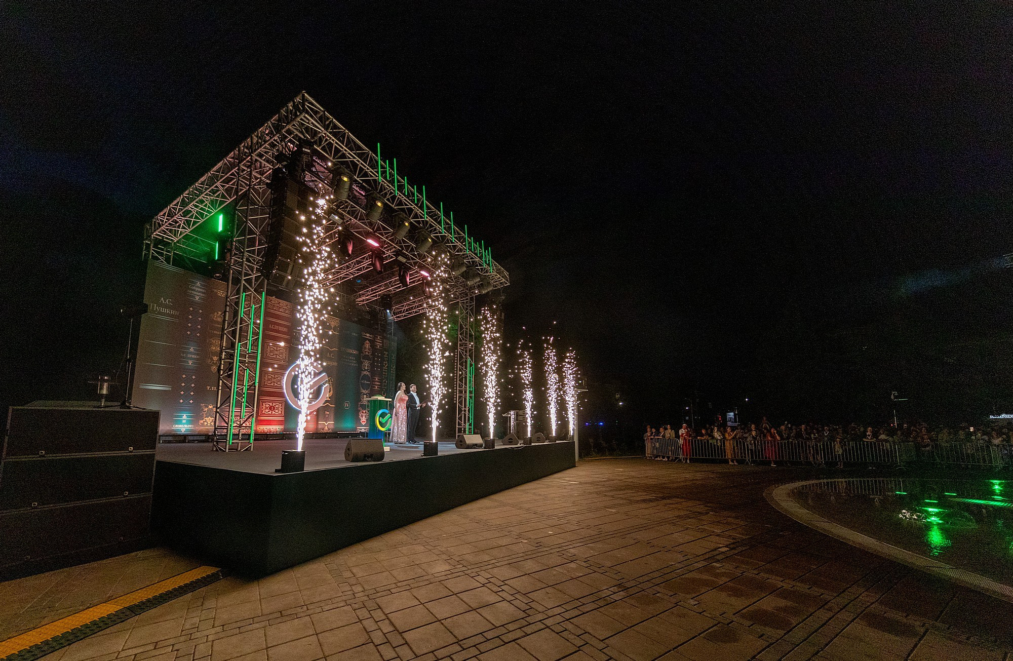 Открытие мультимедийного фонтана | СБЕР. Боченков Вадим | Фотограф в Пскове и Санкт-Петербурге