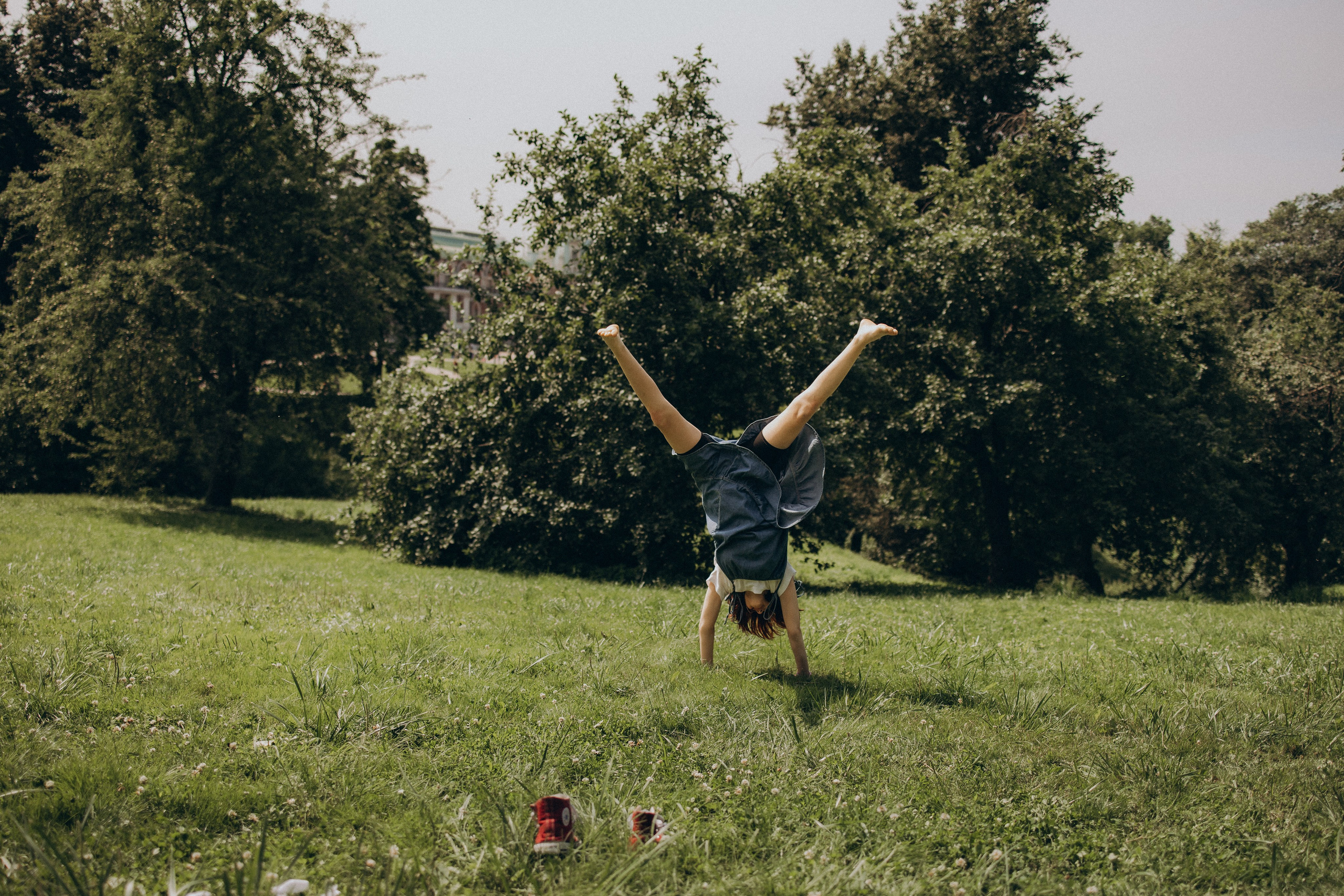 Елена с семьей в Царицыно. Фотограф lifestylе в Москве Пшеничная Анастасия