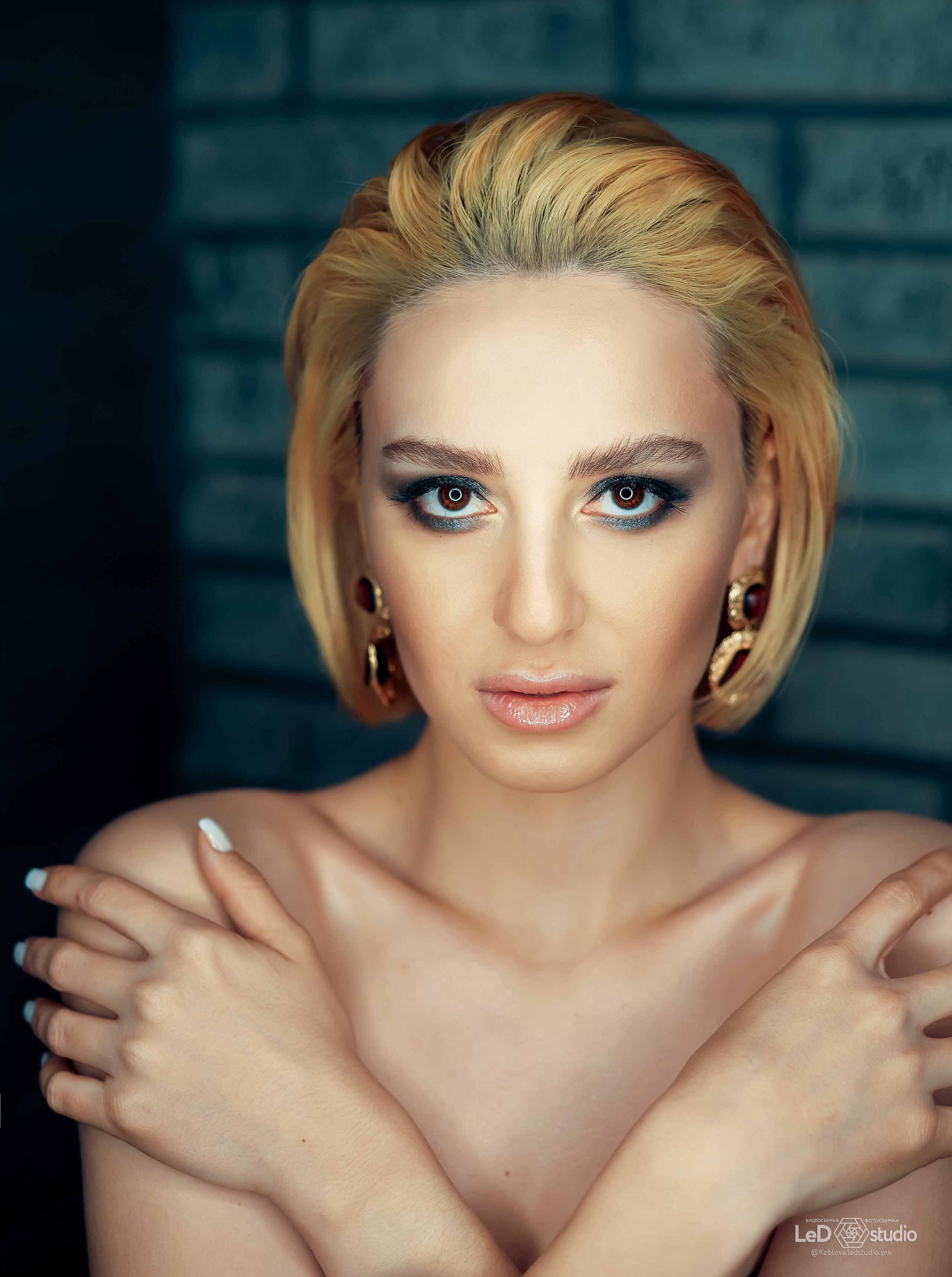 1. Фото и видео, свадебная, семейная, индивидуальная, школьная съёмка