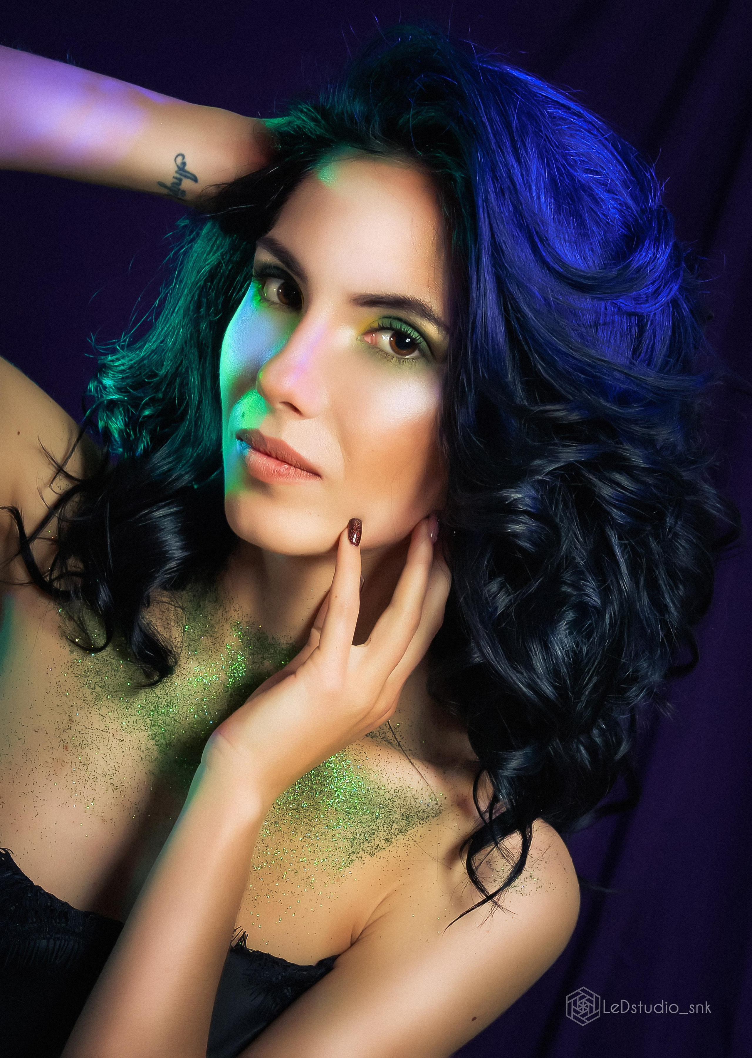 1. Фото и видео, свадебная, семейная, индивидуальная, школьная съёмка